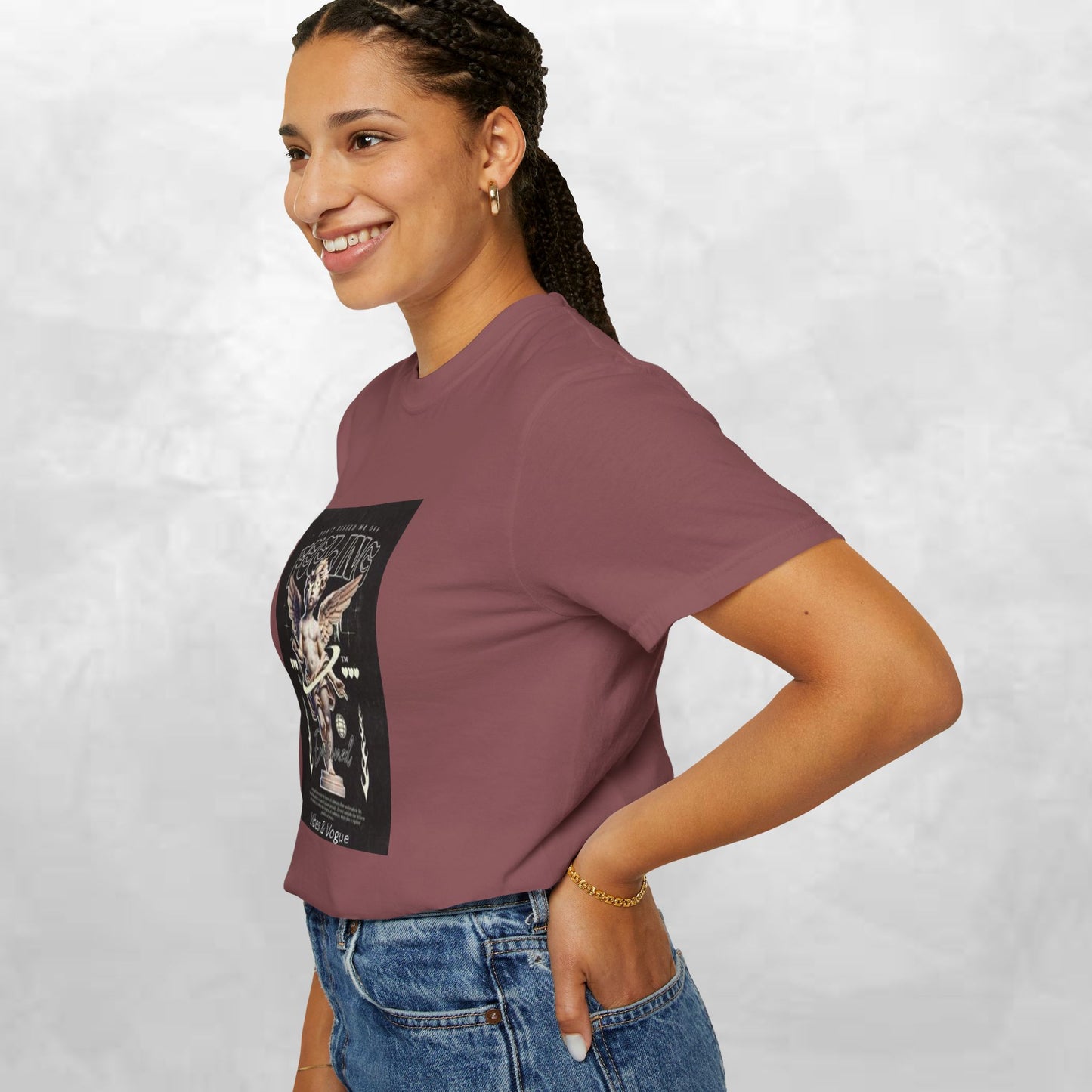 Vintage-Inspired Angel Graphic T-Shirt - Perfect for Casual Wear, Gift for Music Lovers, Cute Outfit Idea, Retro Design, Cozy Everyday Tee