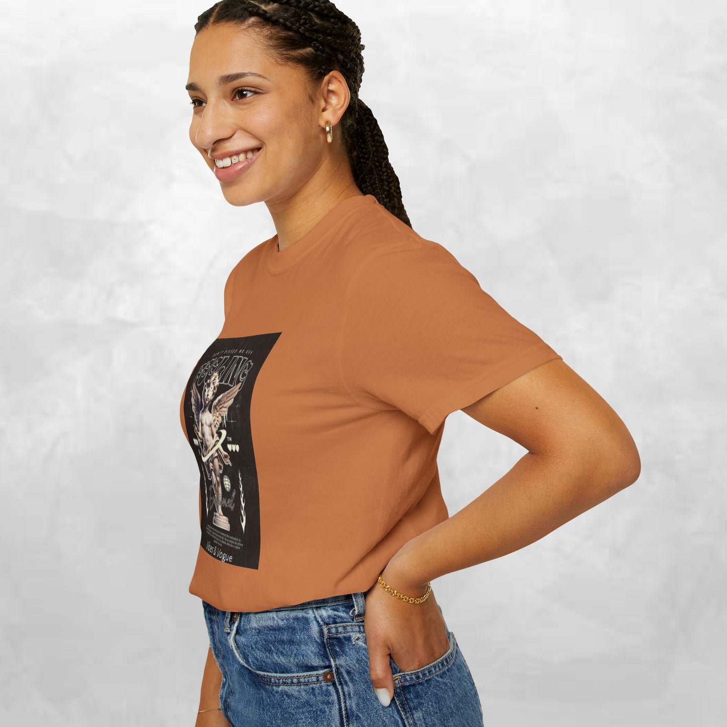 Vintage-Inspired Angel Graphic T-Shirt - Perfect for Casual Wear, Gift for Music Lovers, Cute Outfit Idea, Retro Design, Cozy Everyday Tee