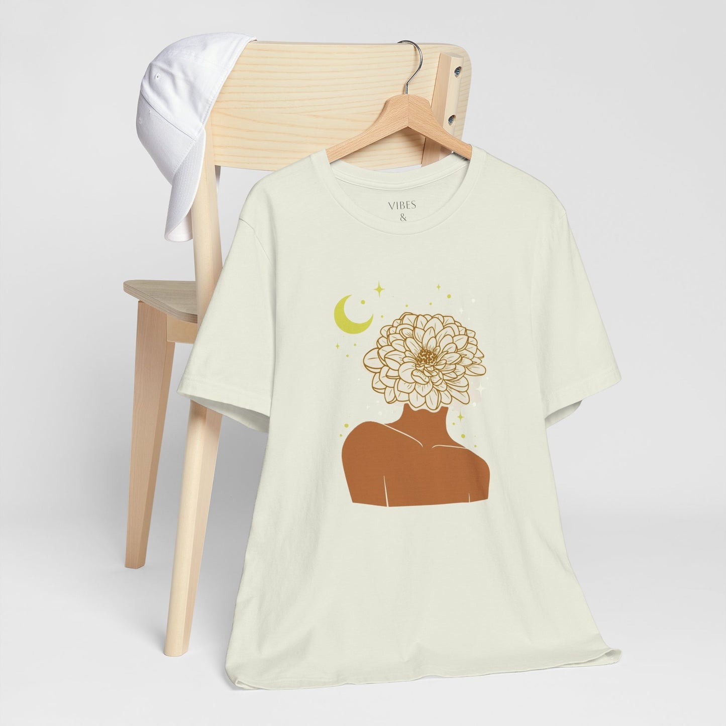Boho Floral Graphic Tee, Aesthetic Tee, Nature Lover T-Shirt, Gift for Her, Casual Wear, Summer Top, Comfortable Tee