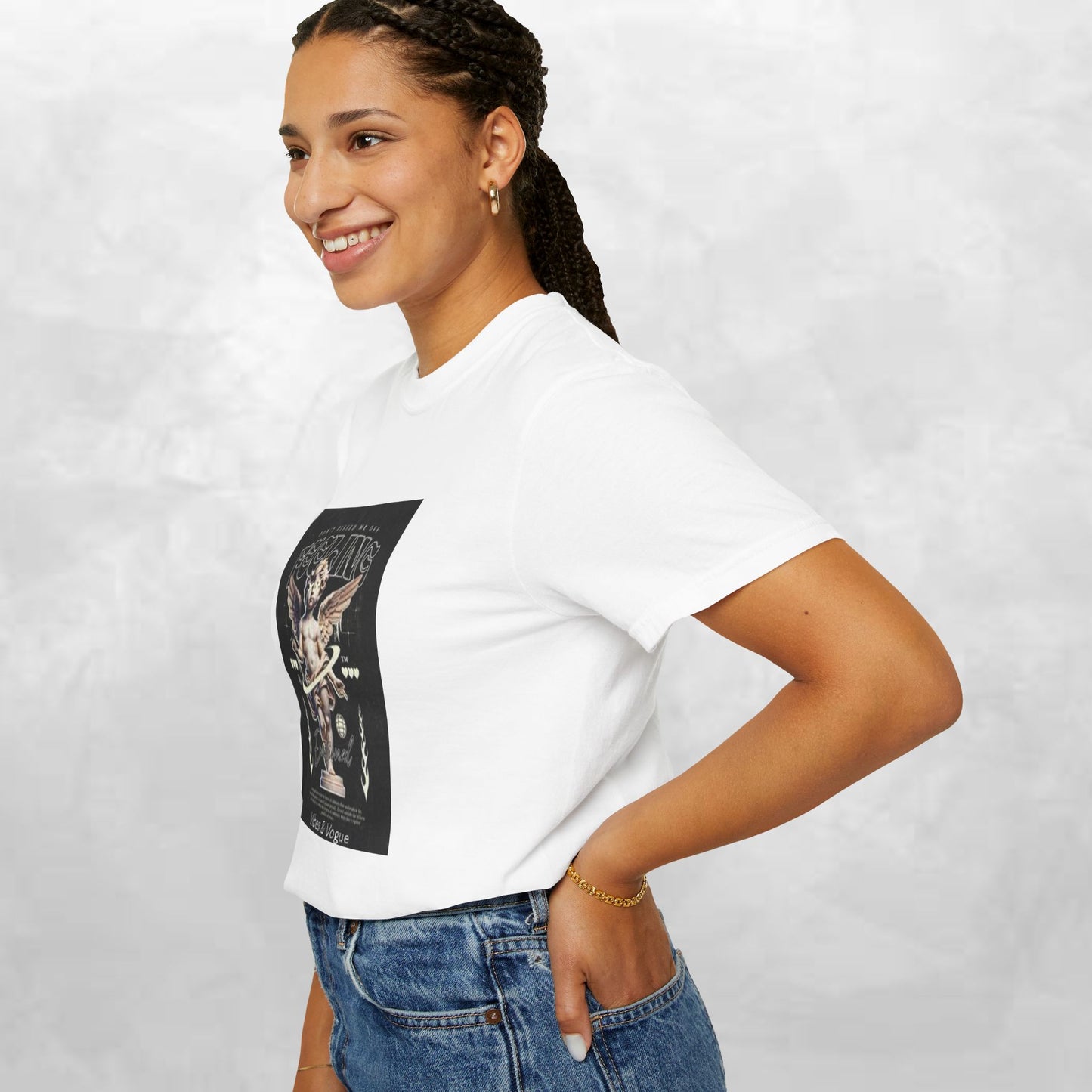 Vintage-Inspired Angel Graphic T-Shirt - Perfect for Casual Wear, Gift for Music Lovers, Cute Outfit Idea, Retro Design, Cozy Everyday Tee