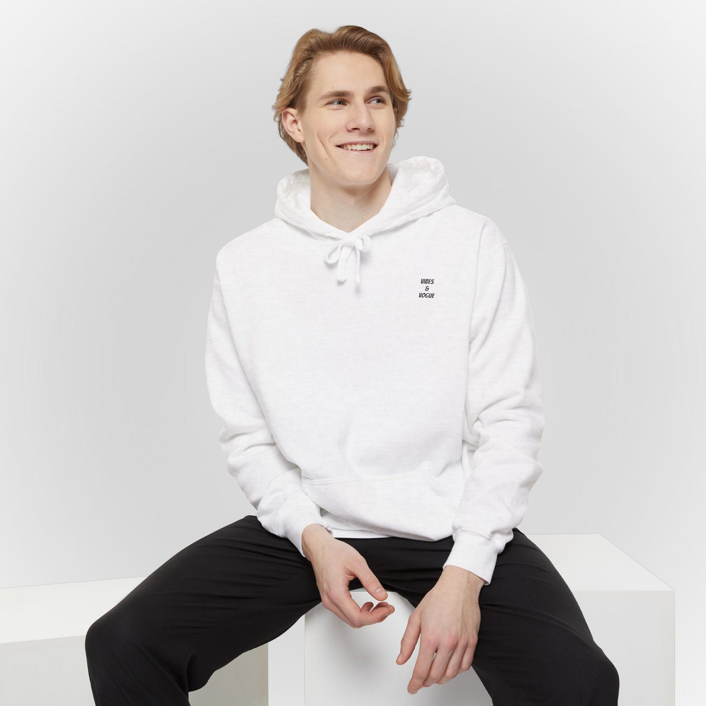 Comfortable Unisex Garment-Dyed Hoodie for Relaxed Days