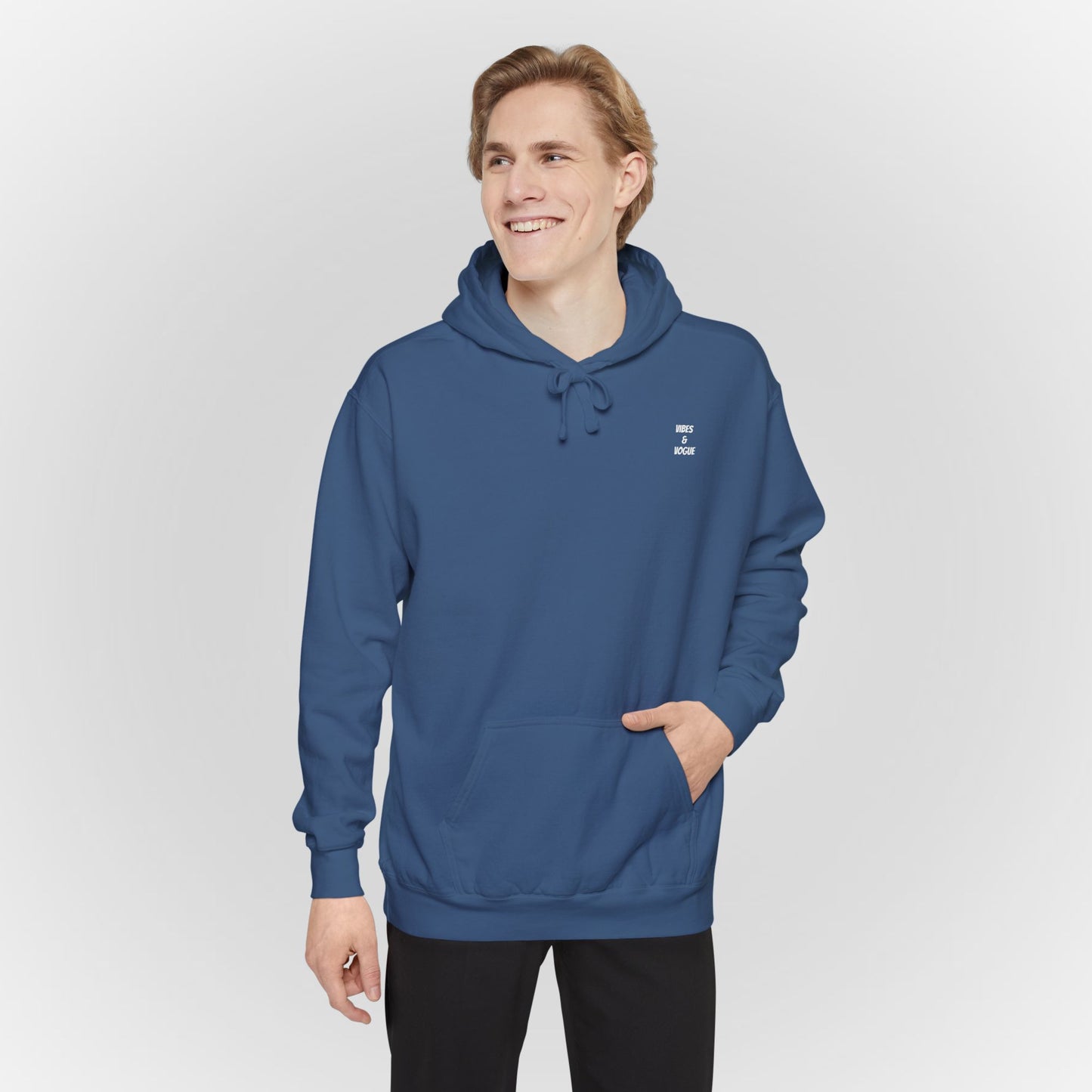 Comfortable Unisex Garment-Dyed Hoodie for Relaxed Days