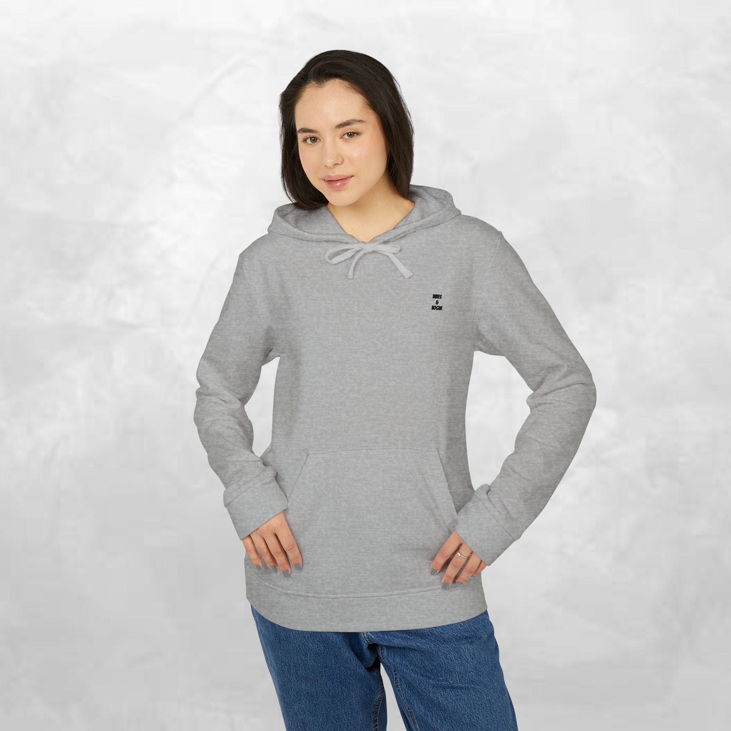 Adidas Unisex Fleece Hoodie - Cozy Athletic Fashion for Everyday Wear