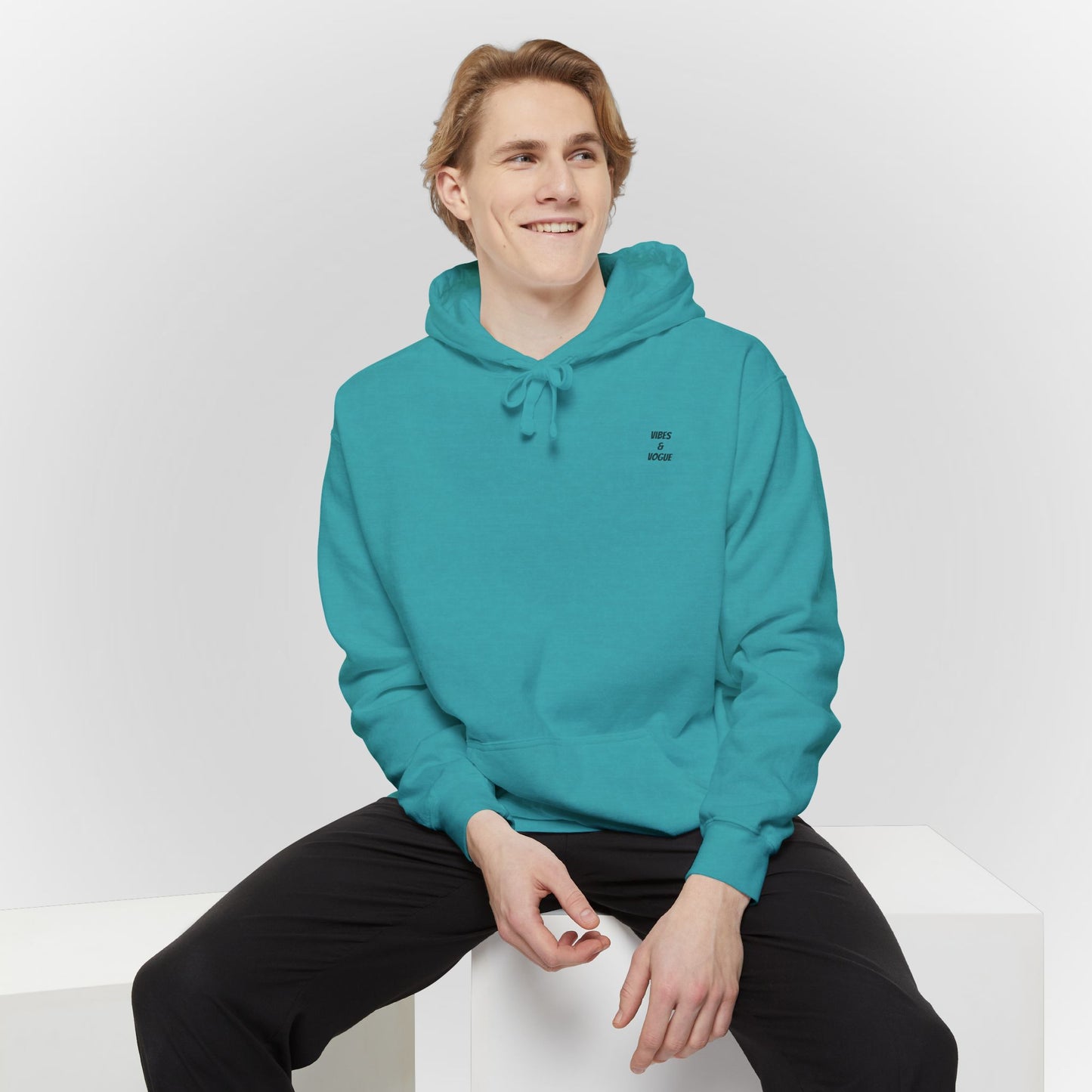 Comfortable Unisex Garment-Dyed Hoodie for Relaxed Days