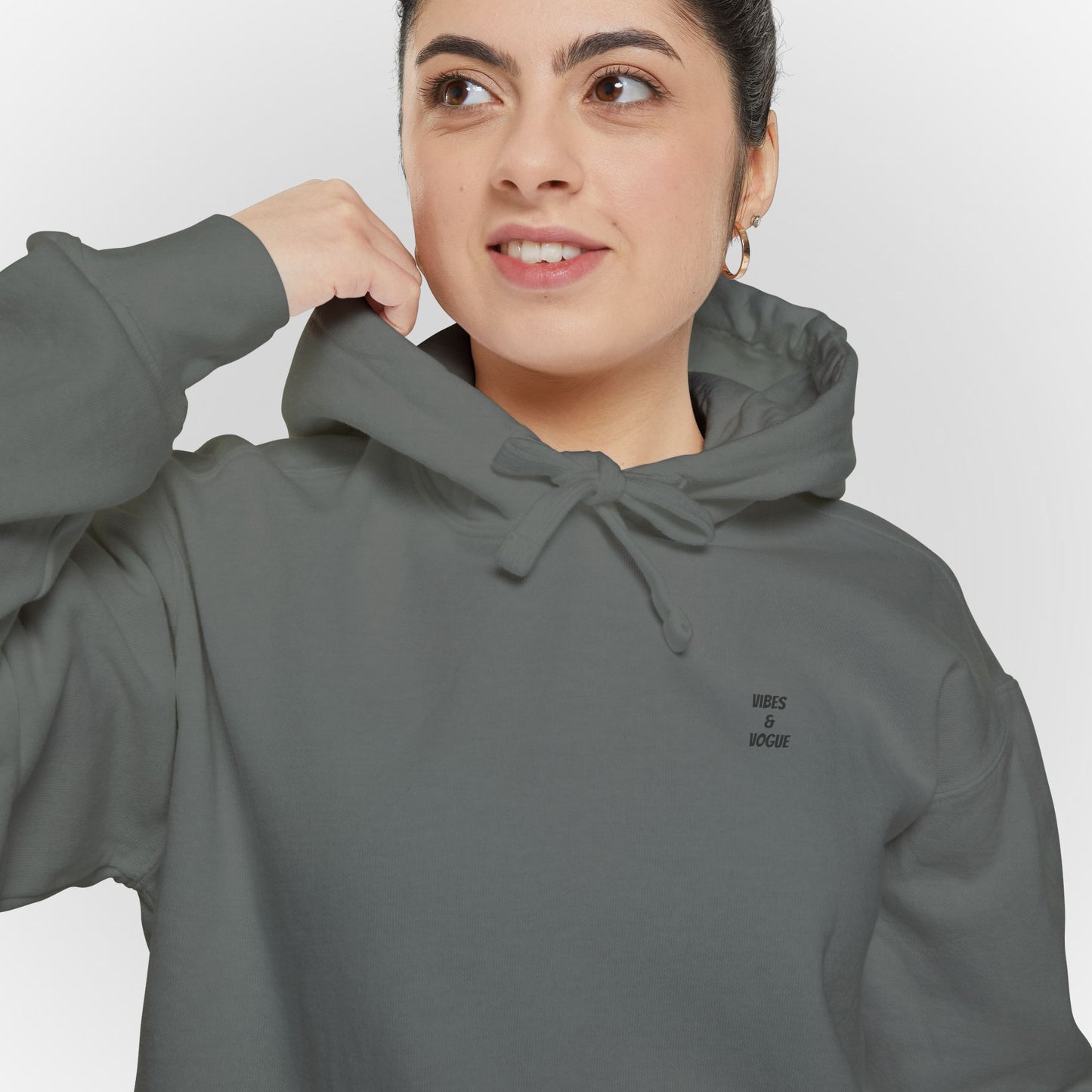 Comfortable Unisex Garment-Dyed Hoodie for Relaxed Days