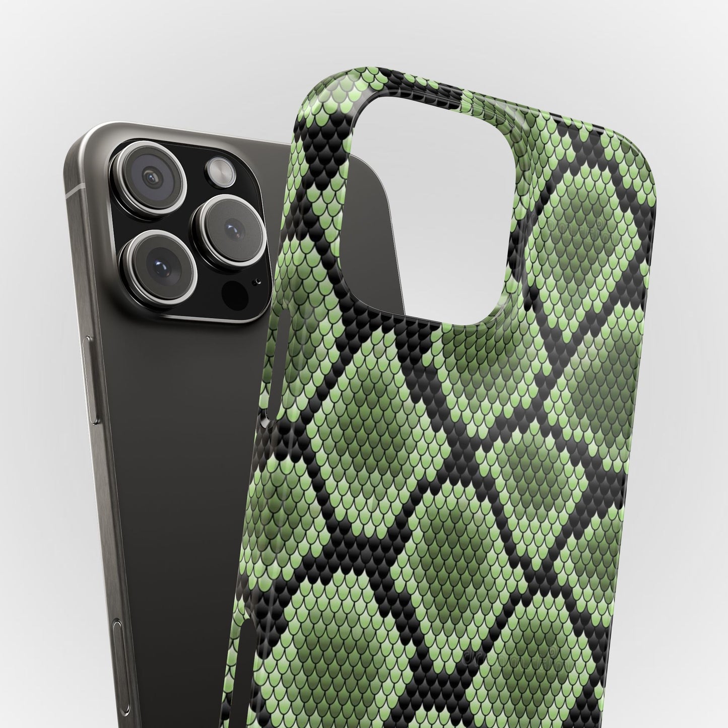 Sleek Green Snake Skin Slim Phone Case - Stylish & Protective for All Occasions