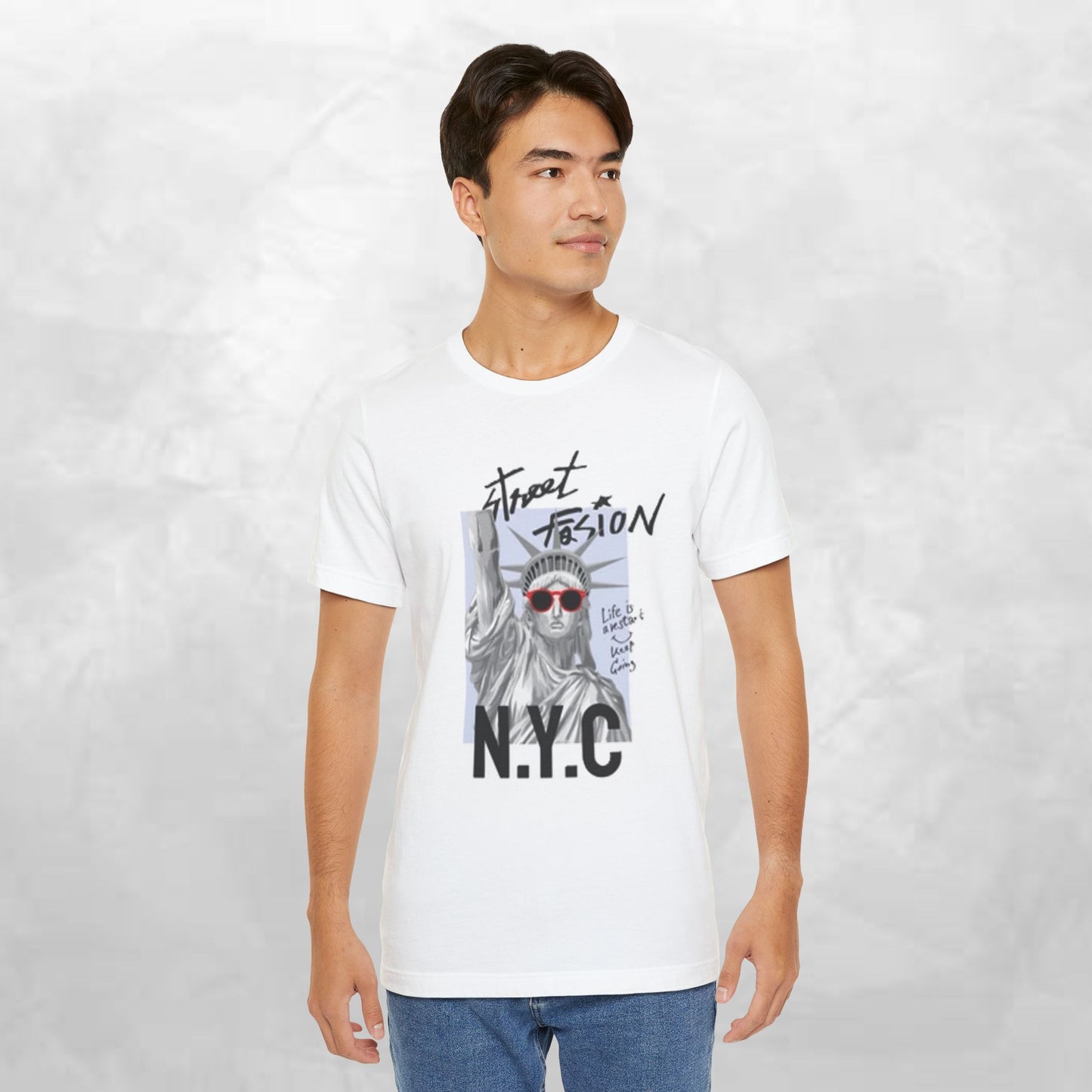 Statue of Liberty Graphic Tee, NYC Pride Shirt, Unisex Casual Wear, Summer Fashion, Unique Gift for Travelers