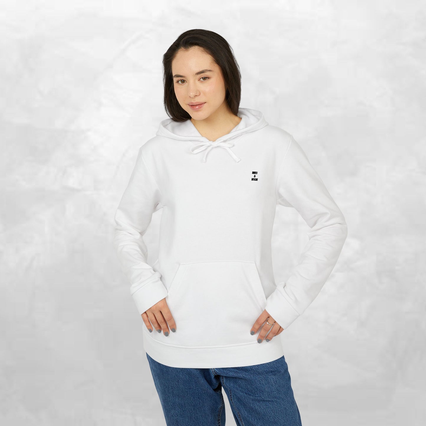 Adidas Unisex Fleece Hoodie - Cozy Athletic Fashion for Everyday Wear