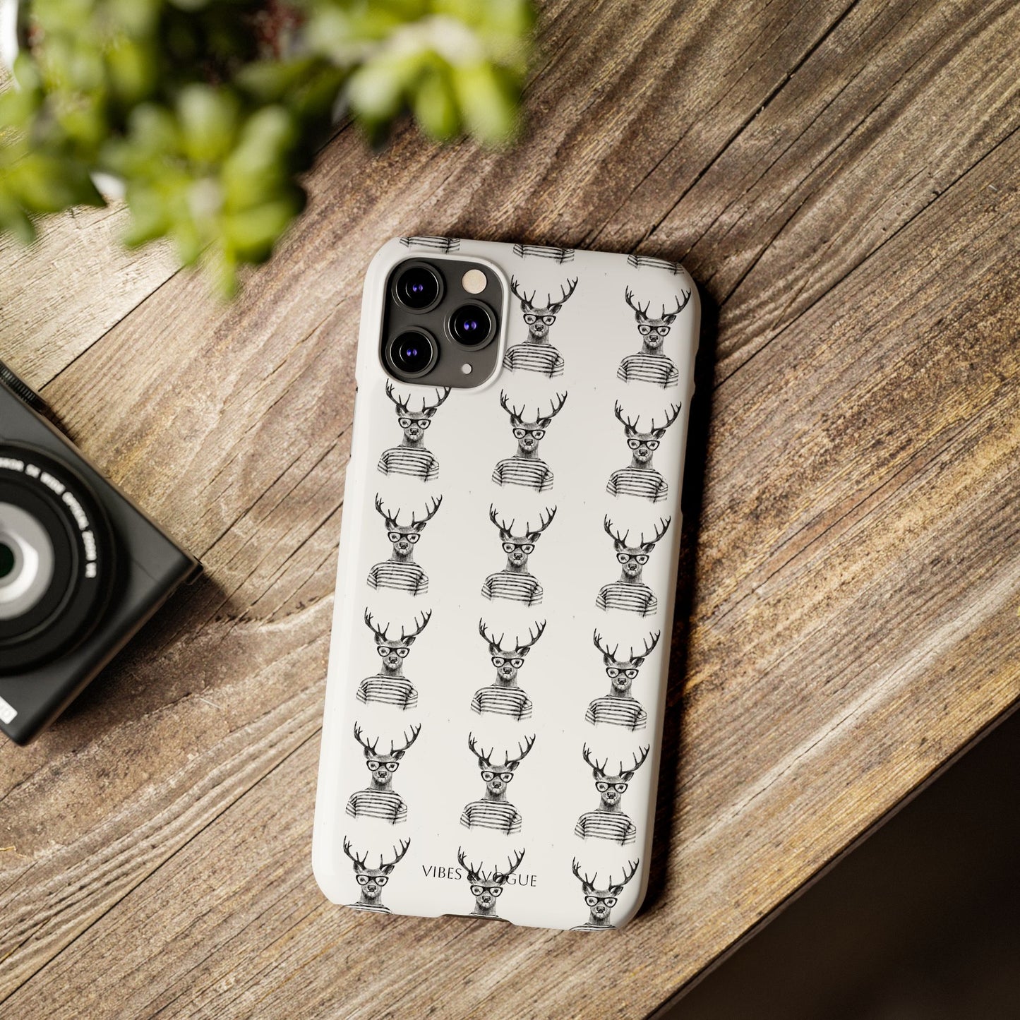 Stylish Slim Phone Case with Cool Stag Design