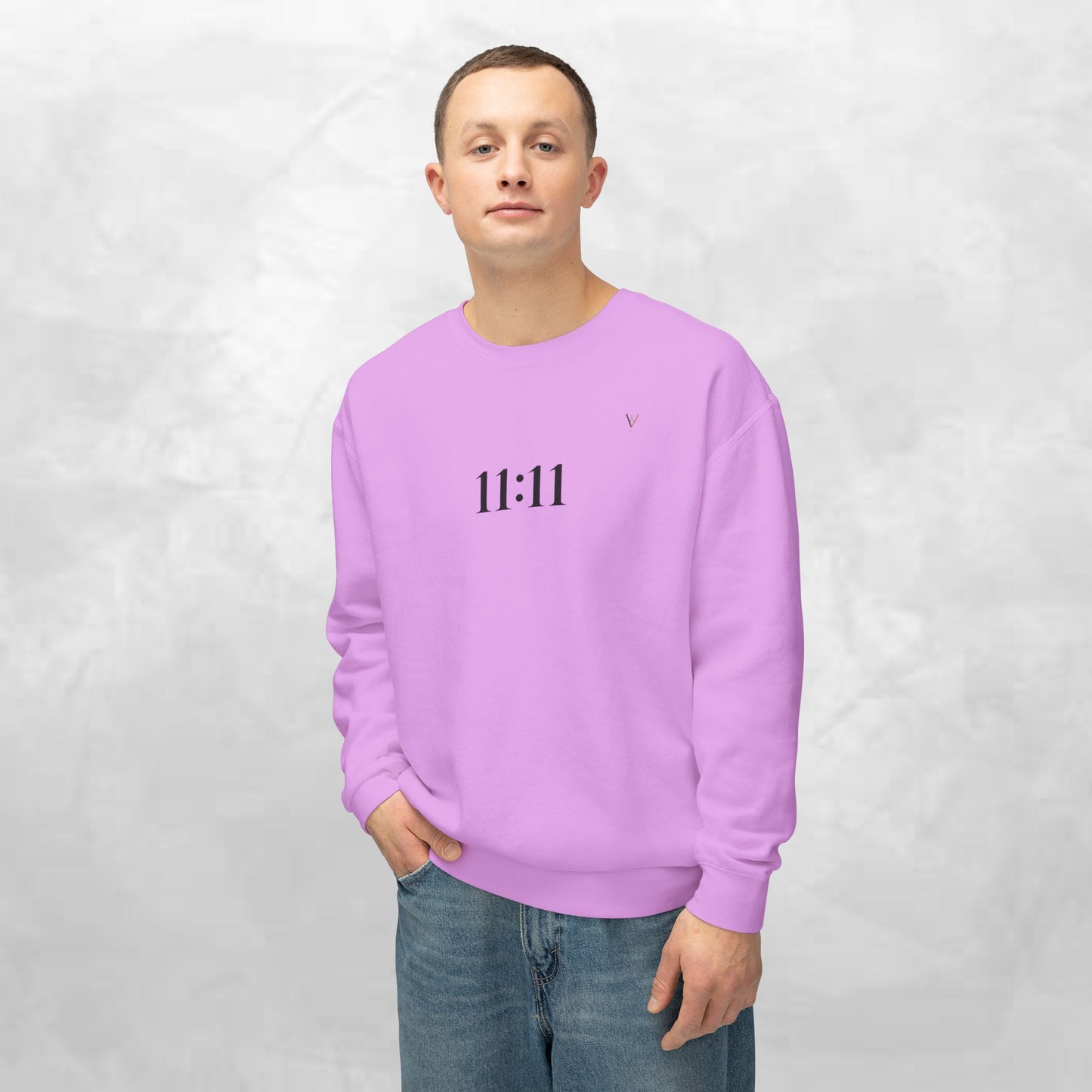 Cool Pigeon Graphic Crewneck Sweatshirt for Trendy Vibes