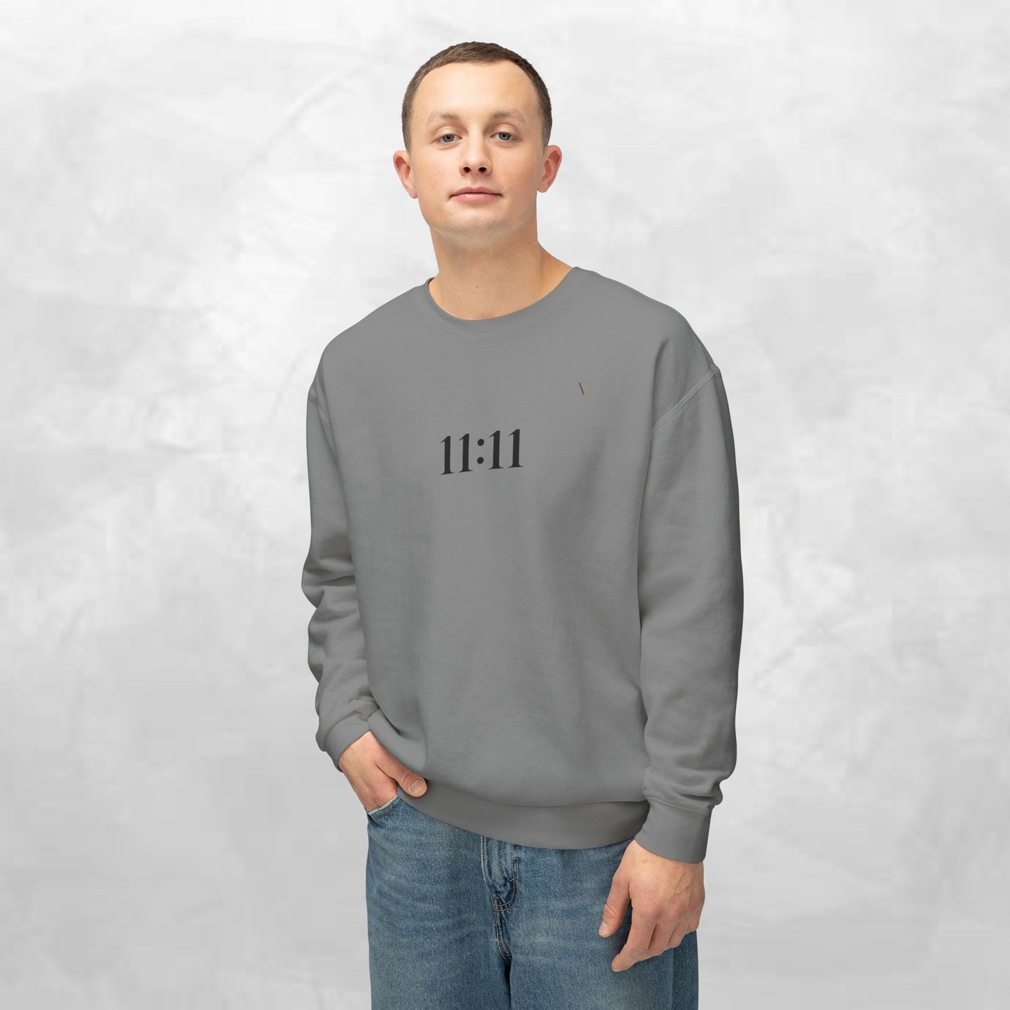 Cool Pigeon Graphic Crewneck Sweatshirt for Trendy Vibes