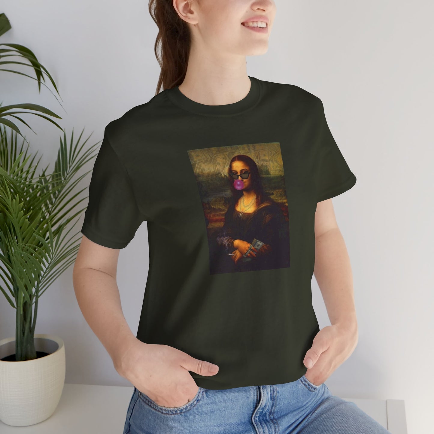 Mona Lisa Fun Tee, Artistic Short Sleeve Tee, Unique Graphic T-Shirt, Trendy Art Shirt, Gift for Art Lovers