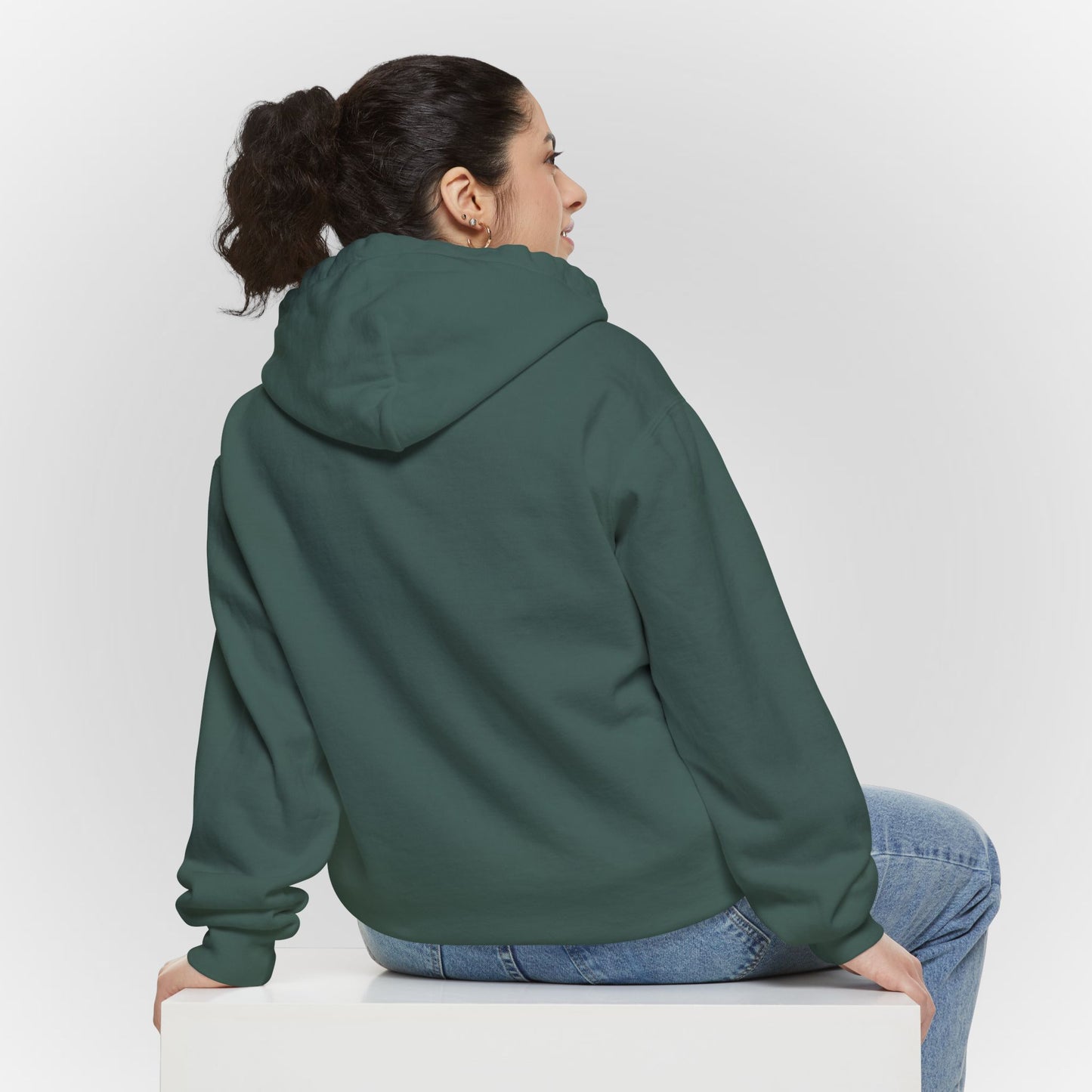Comfortable Unisex Garment-Dyed Hoodie for Relaxed Days