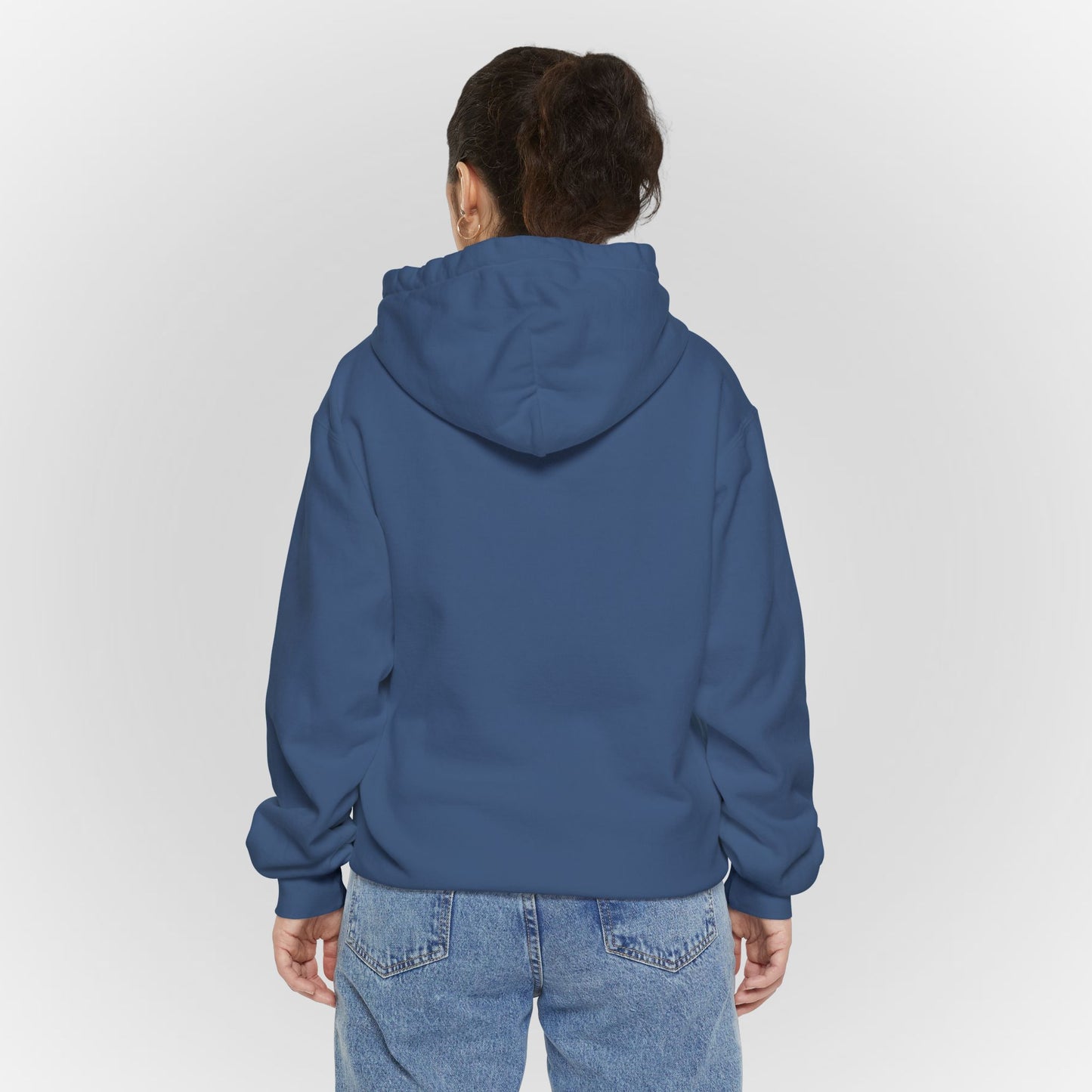 Comfortable Unisex Garment-Dyed Hoodie for Relaxed Days