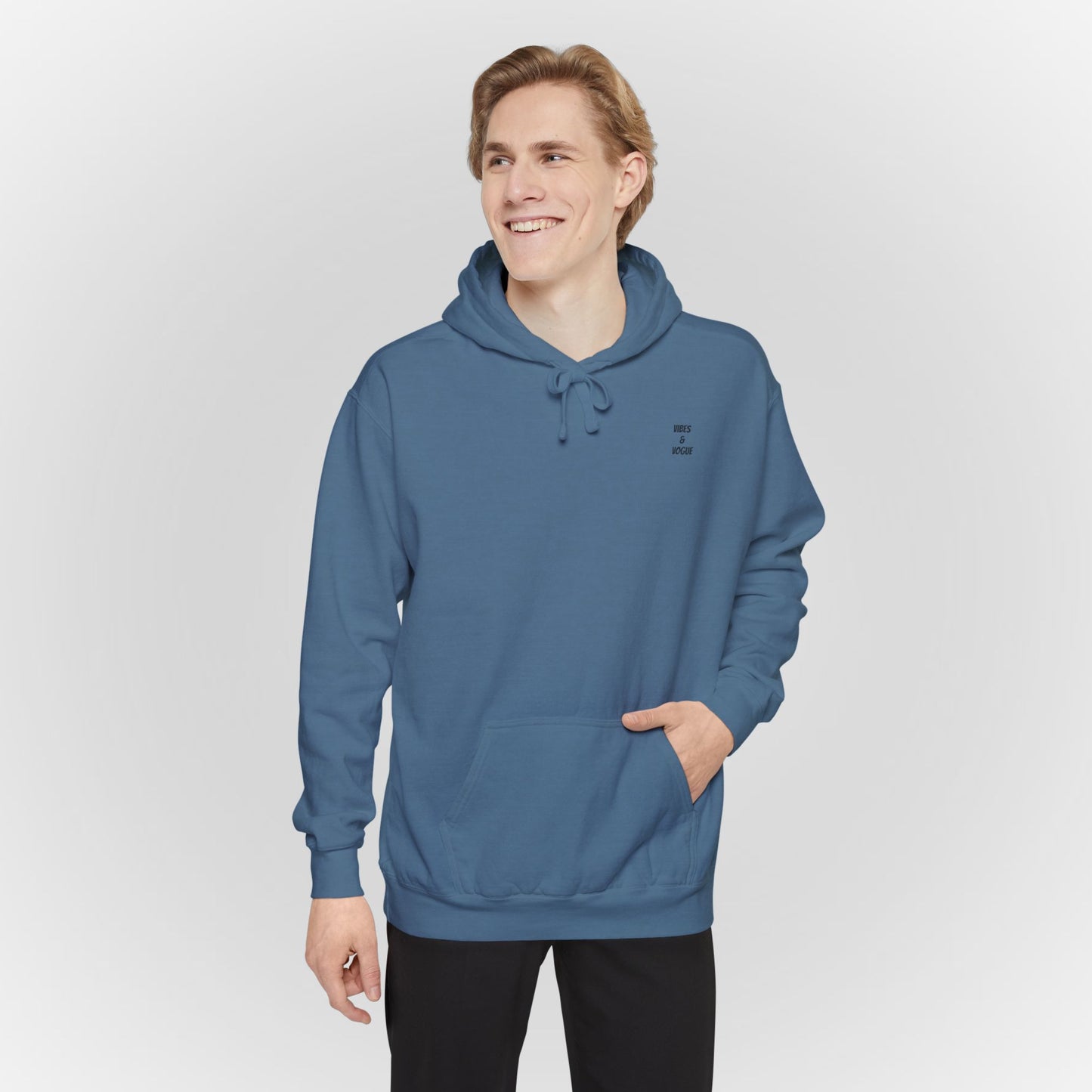 Comfortable Unisex Garment-Dyed Hoodie for Relaxed Days