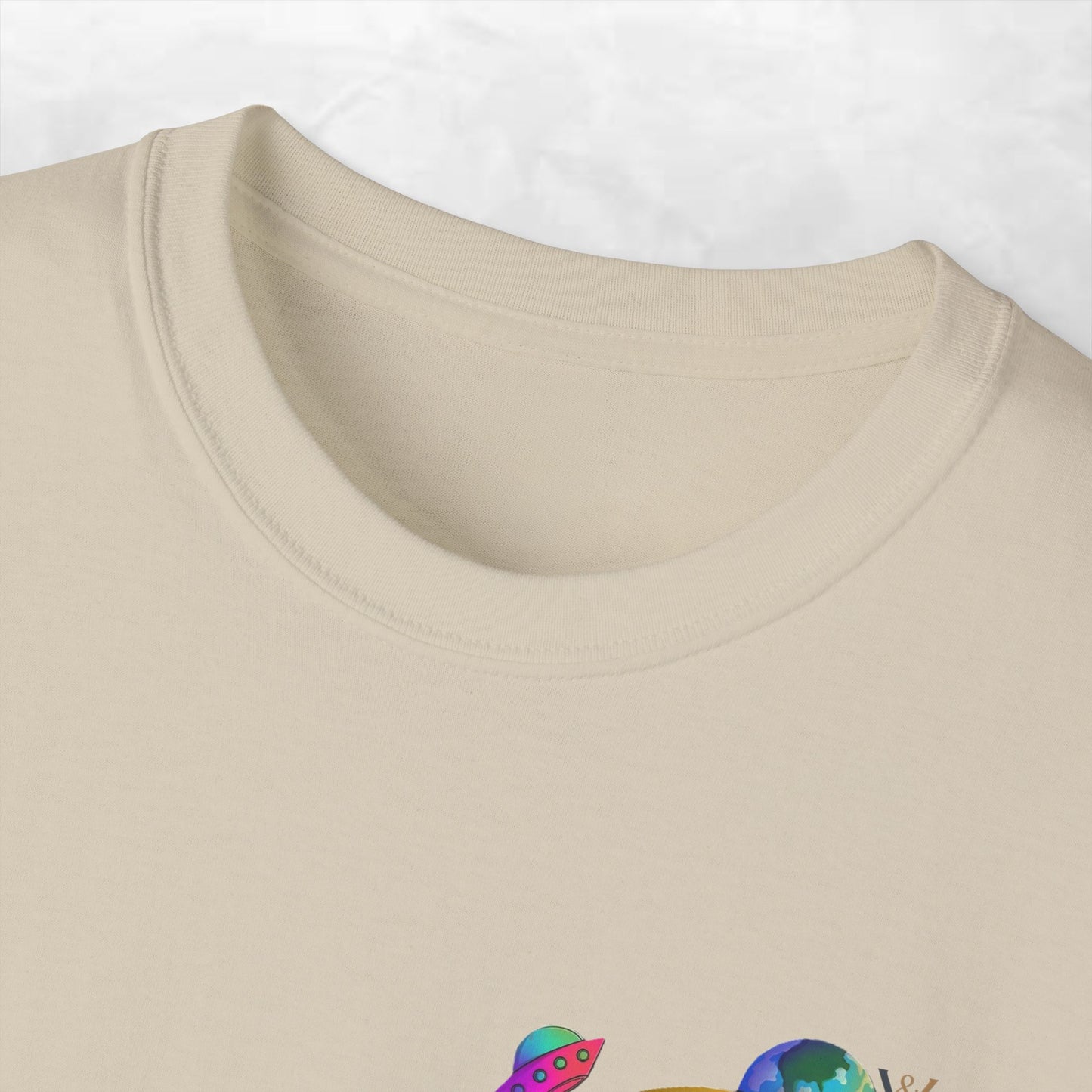 Funny Graphic Tee – "Happy Taco" Design for Food Lovers