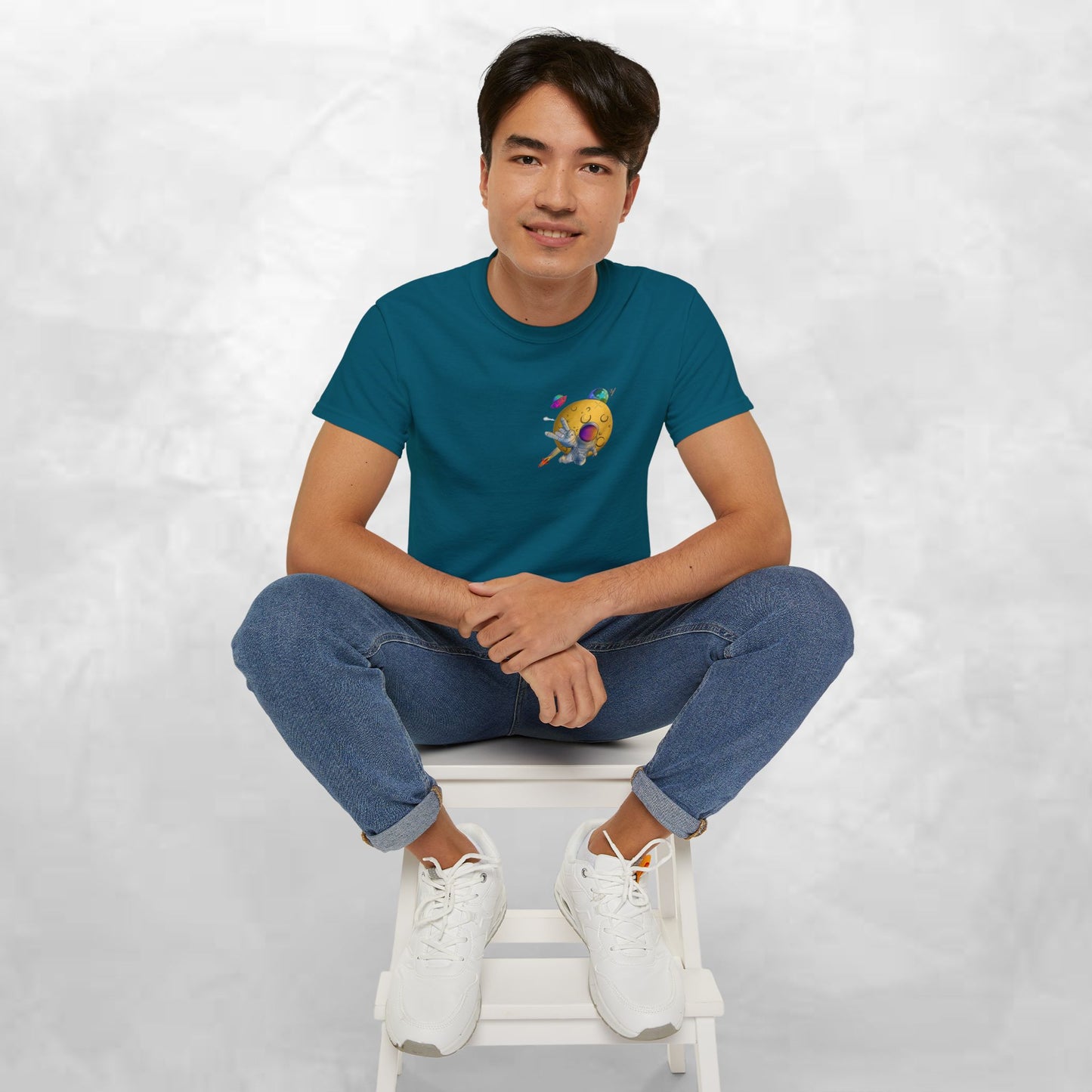 Funny Graphic Tee – "Happy Taco" Design for Food Lovers