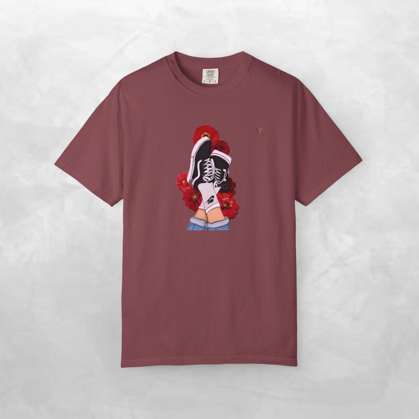 Trendy Graphic Tee with Floral Design, Unisex T-shirt, Streetwear Style, Casual Wear, Perfect for Summer