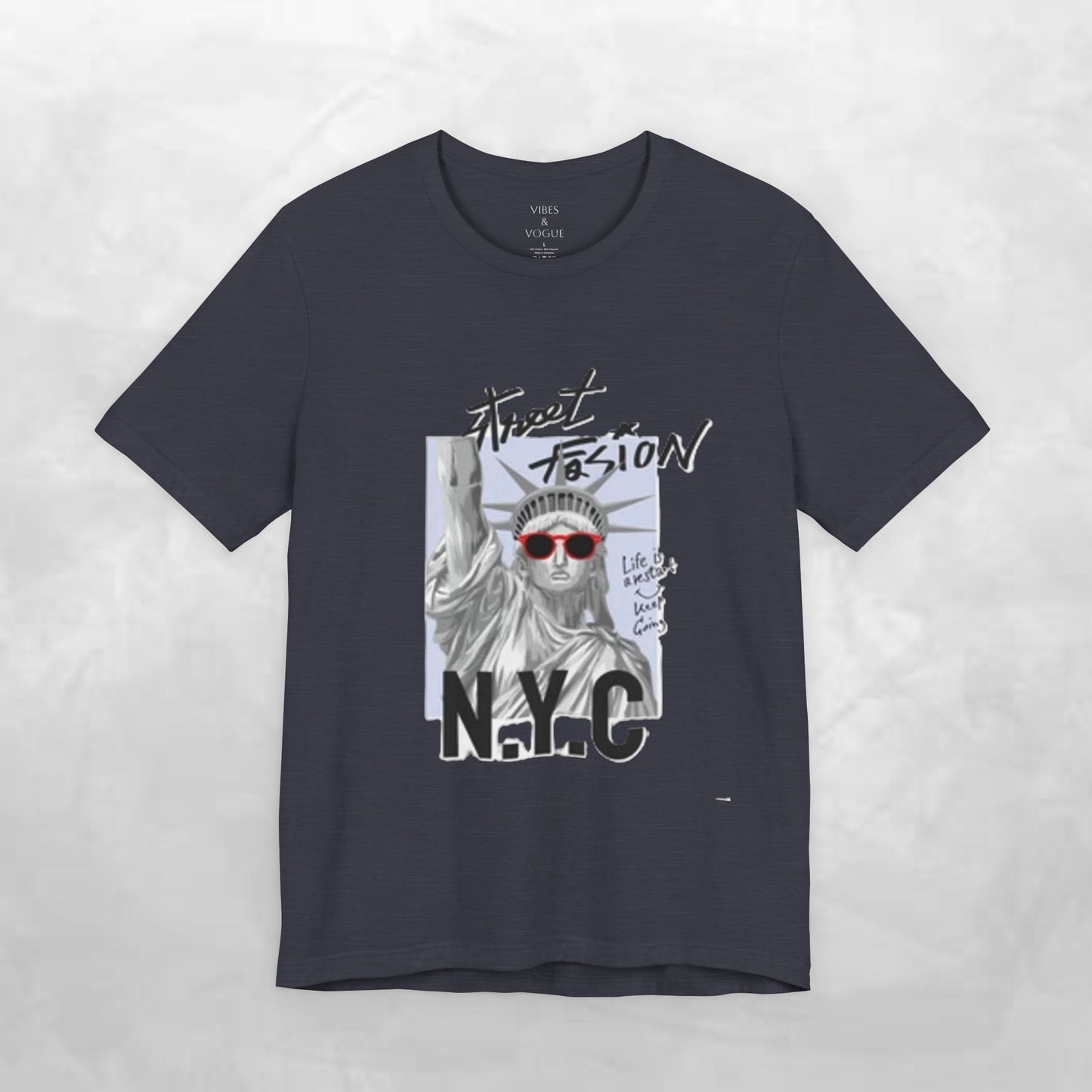 Statue of Liberty Graphic Tee, NYC Pride Shirt, Unisex Casual Wear, Summer Fashion, Unique Gift for Travelers