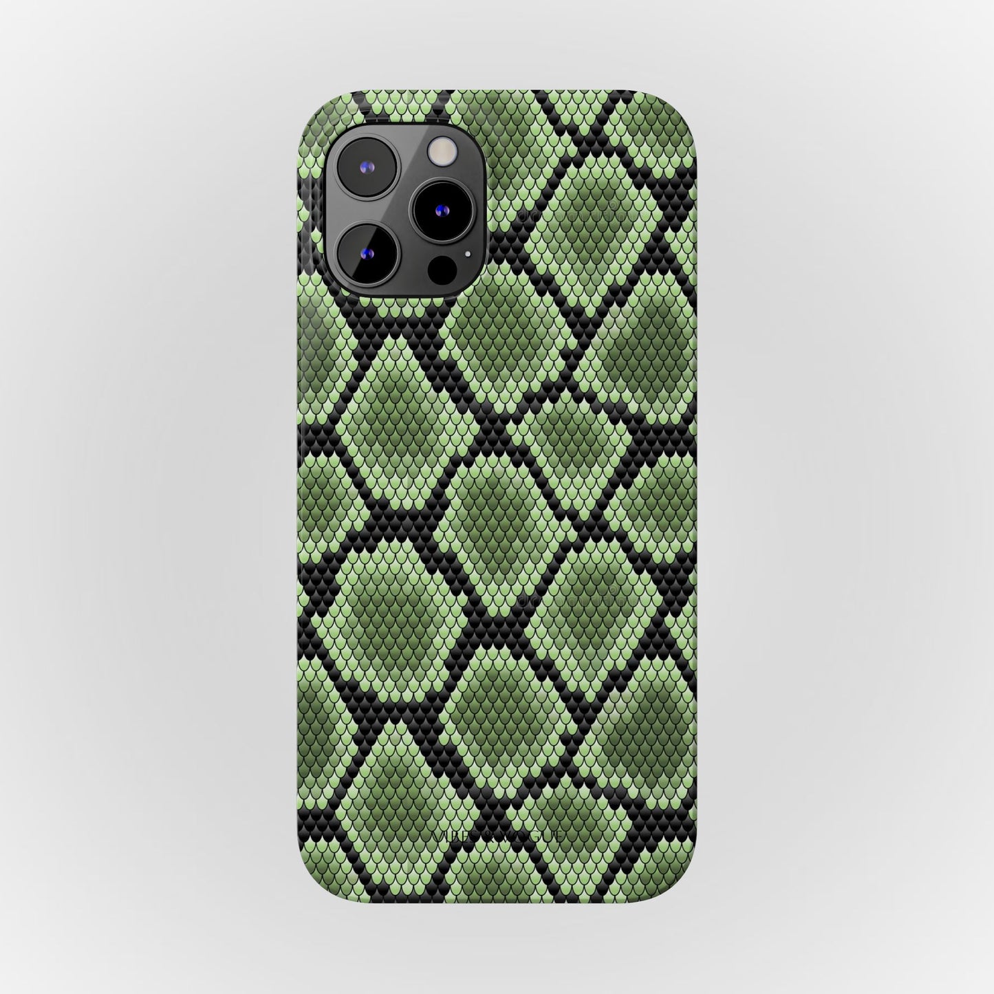 Sleek Green Snake Skin Slim Phone Case - Stylish & Protective for All Occasions