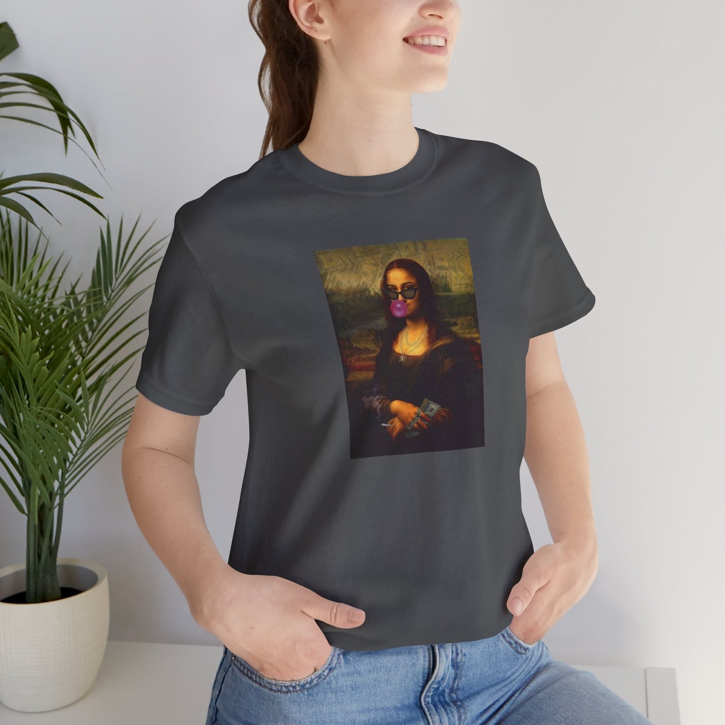 Mona Lisa Fun Tee, Artistic Short Sleeve Tee, Unique Graphic T-Shirt, Trendy Art Shirt, Gift for Art Lovers