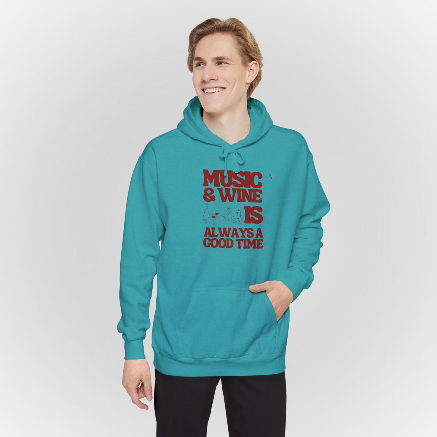 Comfortable Unisex Garment-Dyed Hoodie for Relaxed Days