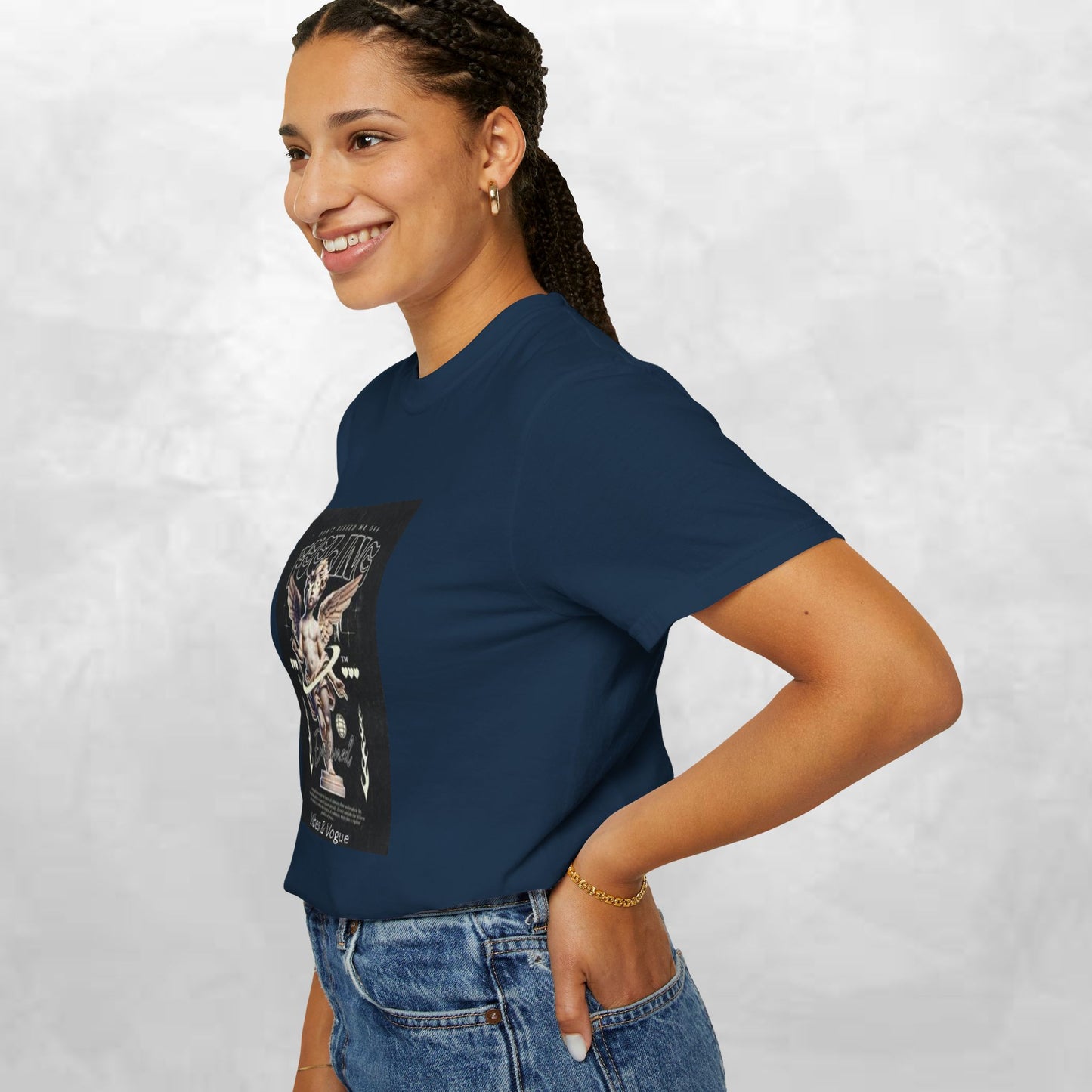 Vintage-Inspired Angel Graphic T-Shirt - Perfect for Casual Wear, Gift for Music Lovers, Cute Outfit Idea, Retro Design, Cozy Everyday Tee