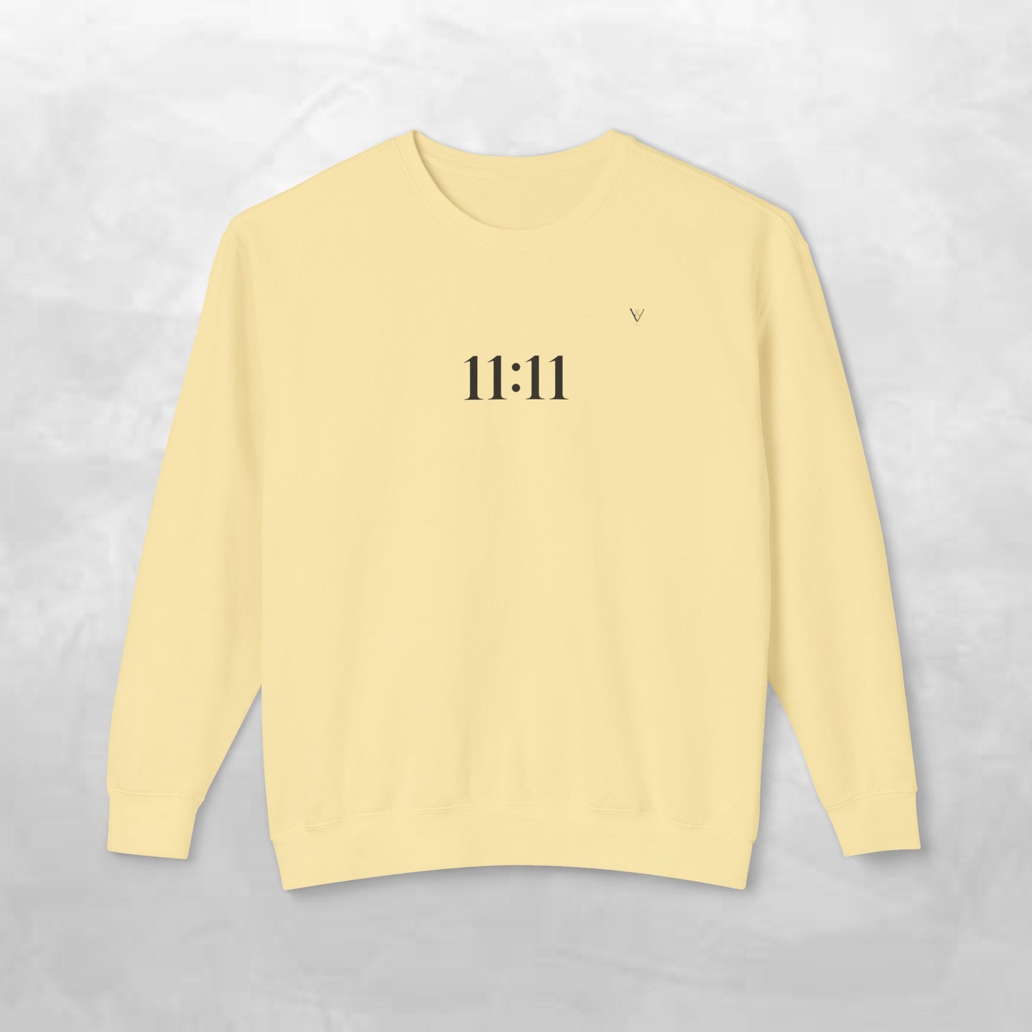 Cool Pigeon Graphic Crewneck Sweatshirt for Trendy Vibes