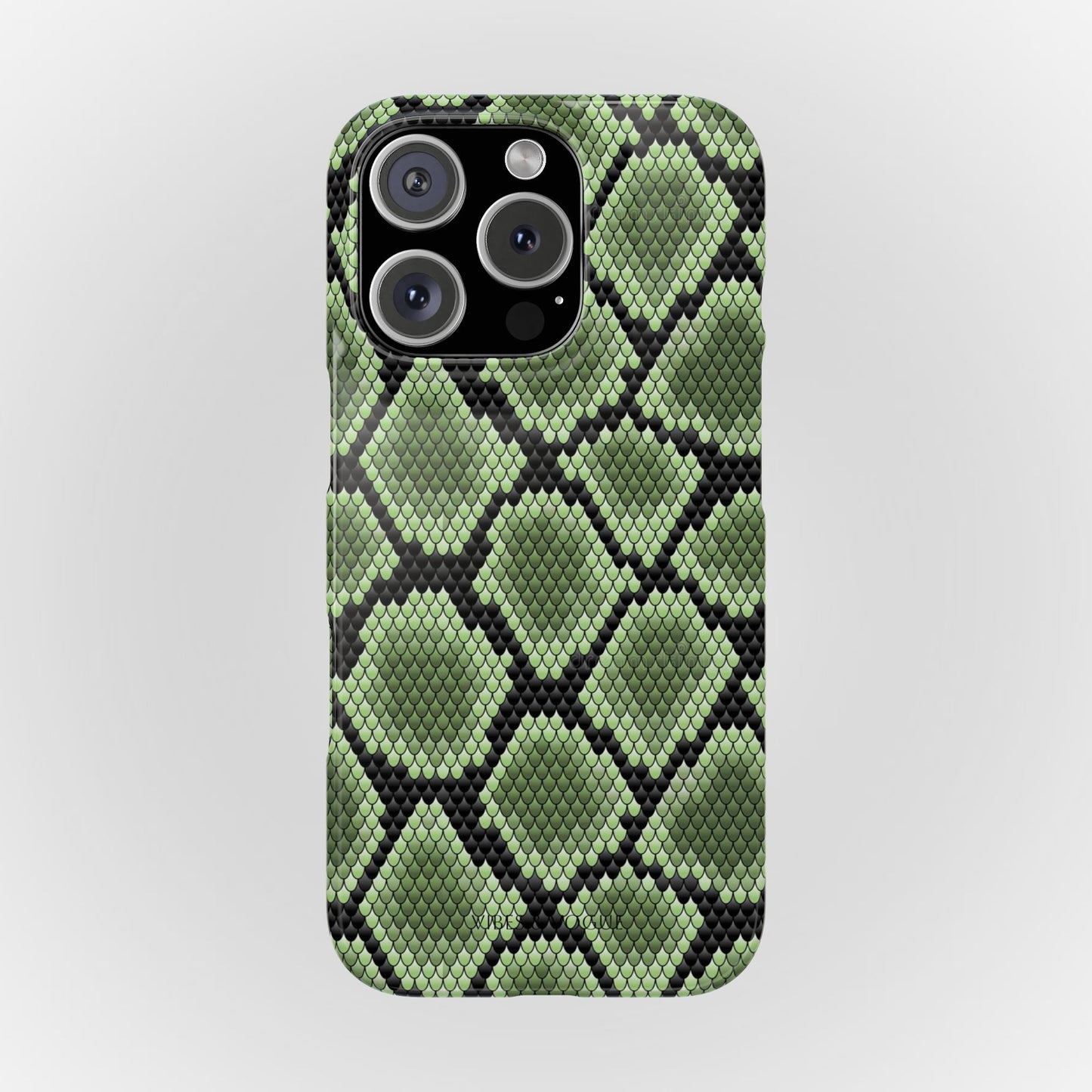 Sleek Green Snake Skin Slim Phone Case - Stylish & Protective for All Occasions