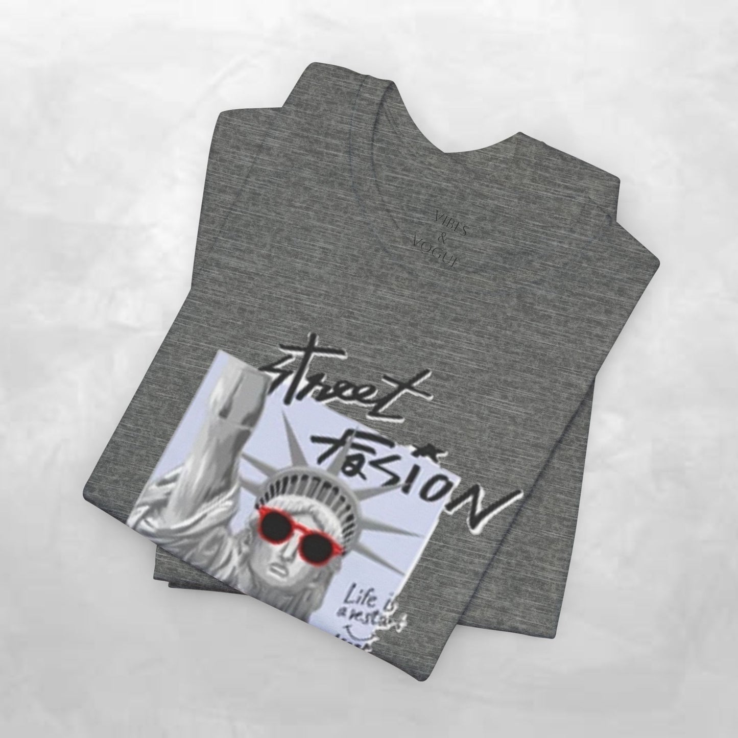 Statue of Liberty Graphic Tee, NYC Pride Shirt, Unisex Casual Wear, Summer Fashion, Unique Gift for Travelers