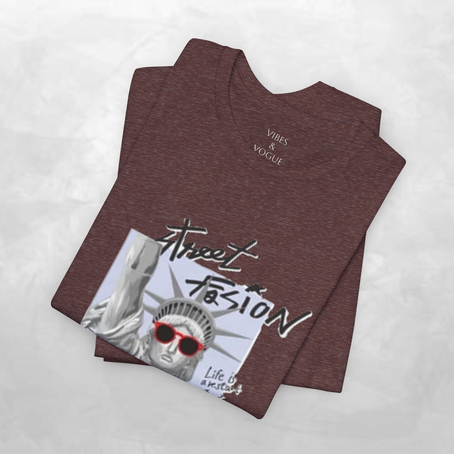 Statue of Liberty Graphic Tee, NYC Pride Shirt, Unisex Casual Wear, Summer Fashion, Unique Gift for Travelers