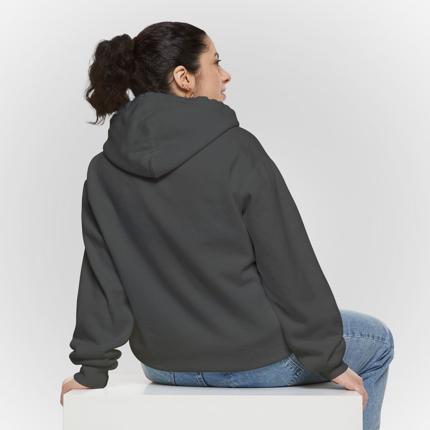Comfortable Unisex Garment-Dyed Hoodie for Relaxed Days
