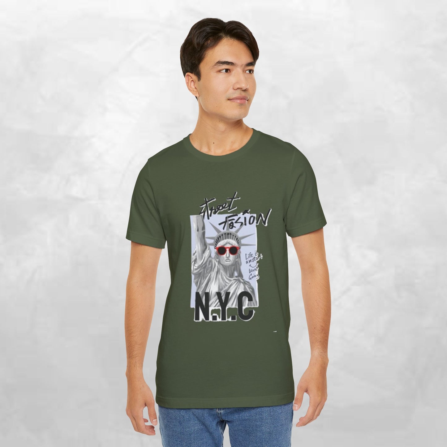 Statue of Liberty Graphic Tee, NYC Pride Shirt, Unisex Casual Wear, Summer Fashion, Unique Gift for Travelers