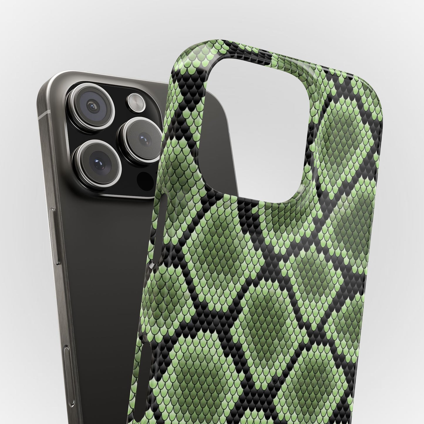 Sleek Green Snake Skin Slim Phone Case - Stylish & Protective for All Occasions