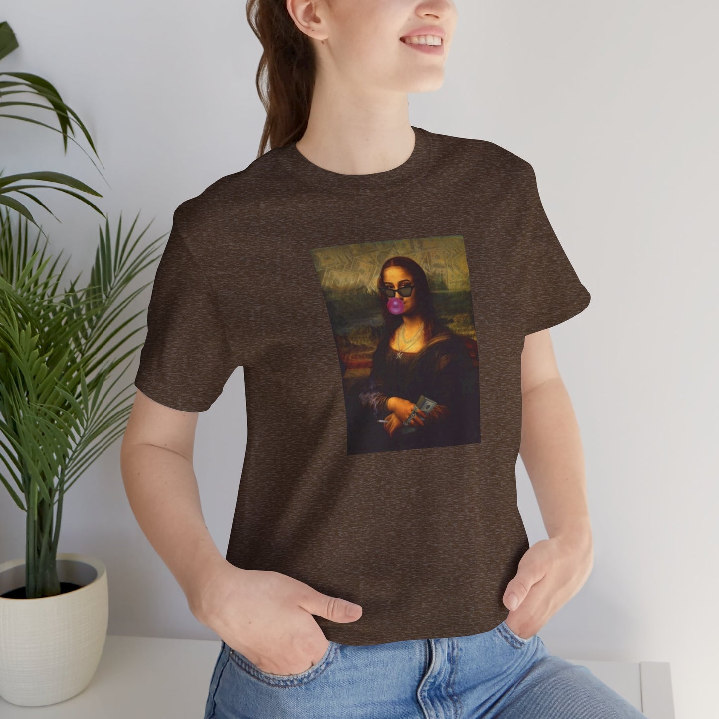 Mona Lisa Fun Tee, Artistic Short Sleeve Tee, Unique Graphic T-Shirt, Trendy Art Shirt, Gift for Art Lovers