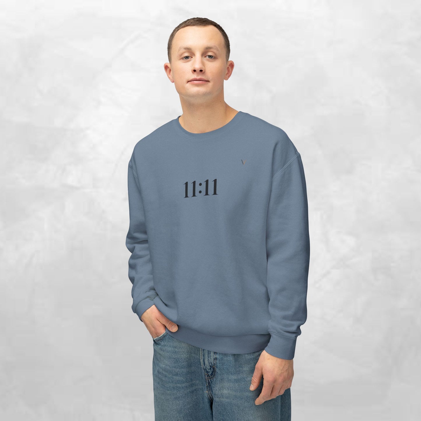 Cool Pigeon Graphic Crewneck Sweatshirt for Trendy Vibes