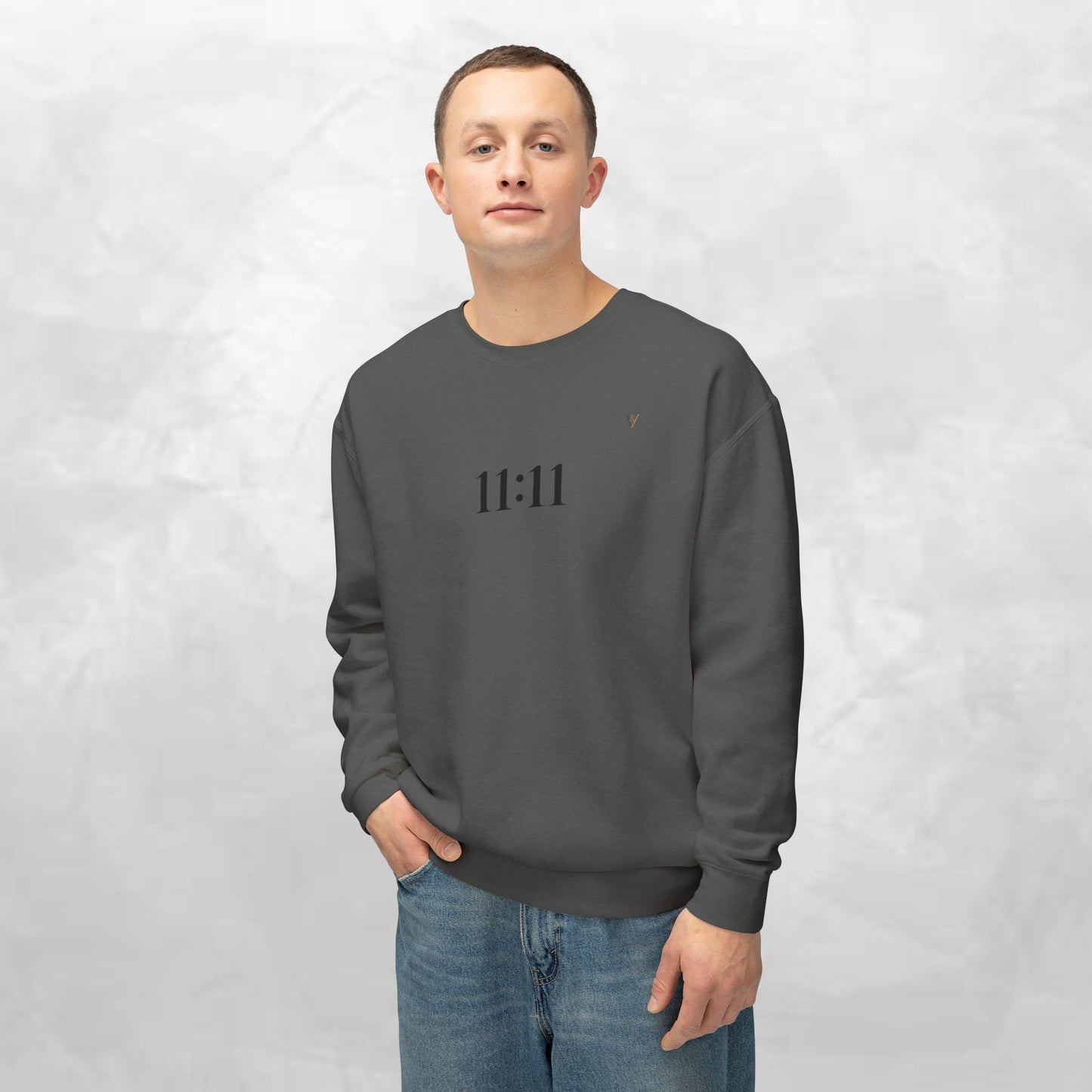 Cool Pigeon Graphic Crewneck Sweatshirt for Trendy Vibes