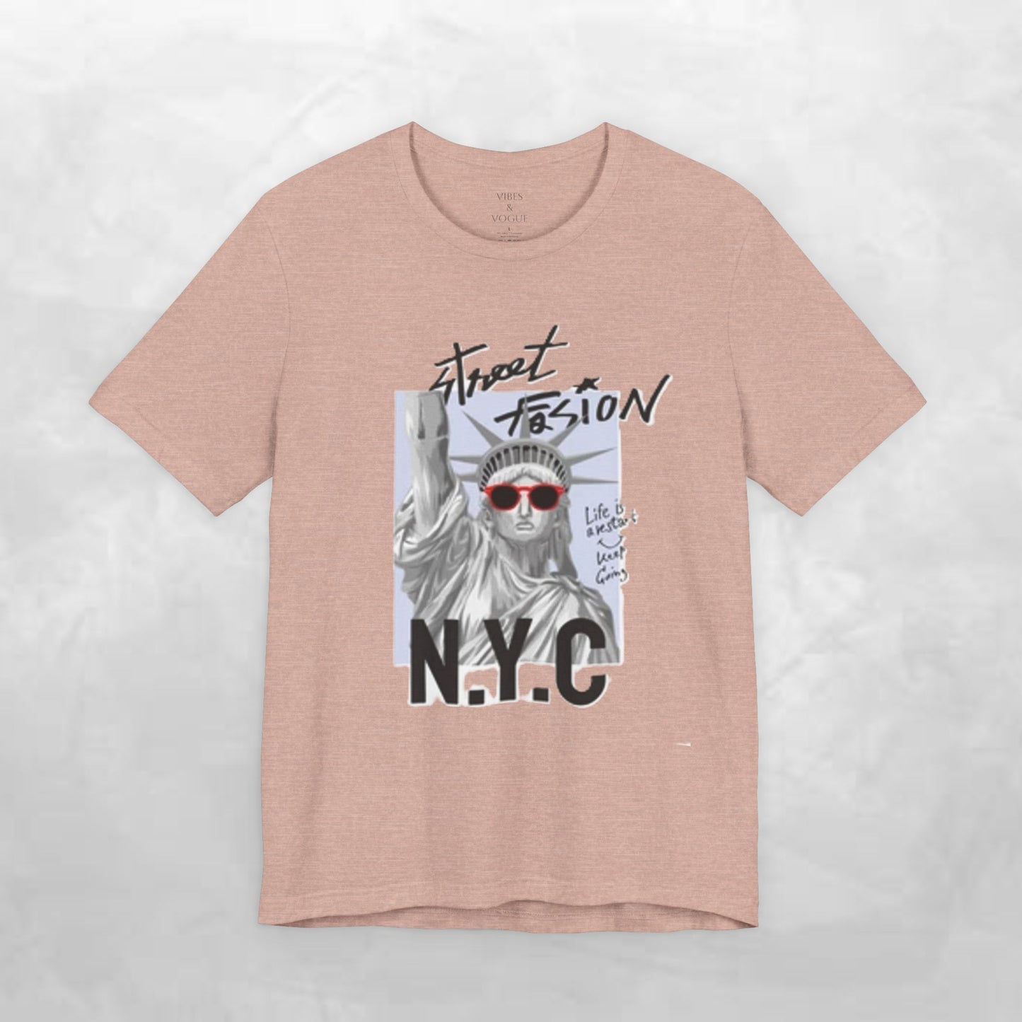 Statue of Liberty Graphic Tee, NYC Pride Shirt, Unisex Casual Wear, Summer Fashion, Unique Gift for Travelers