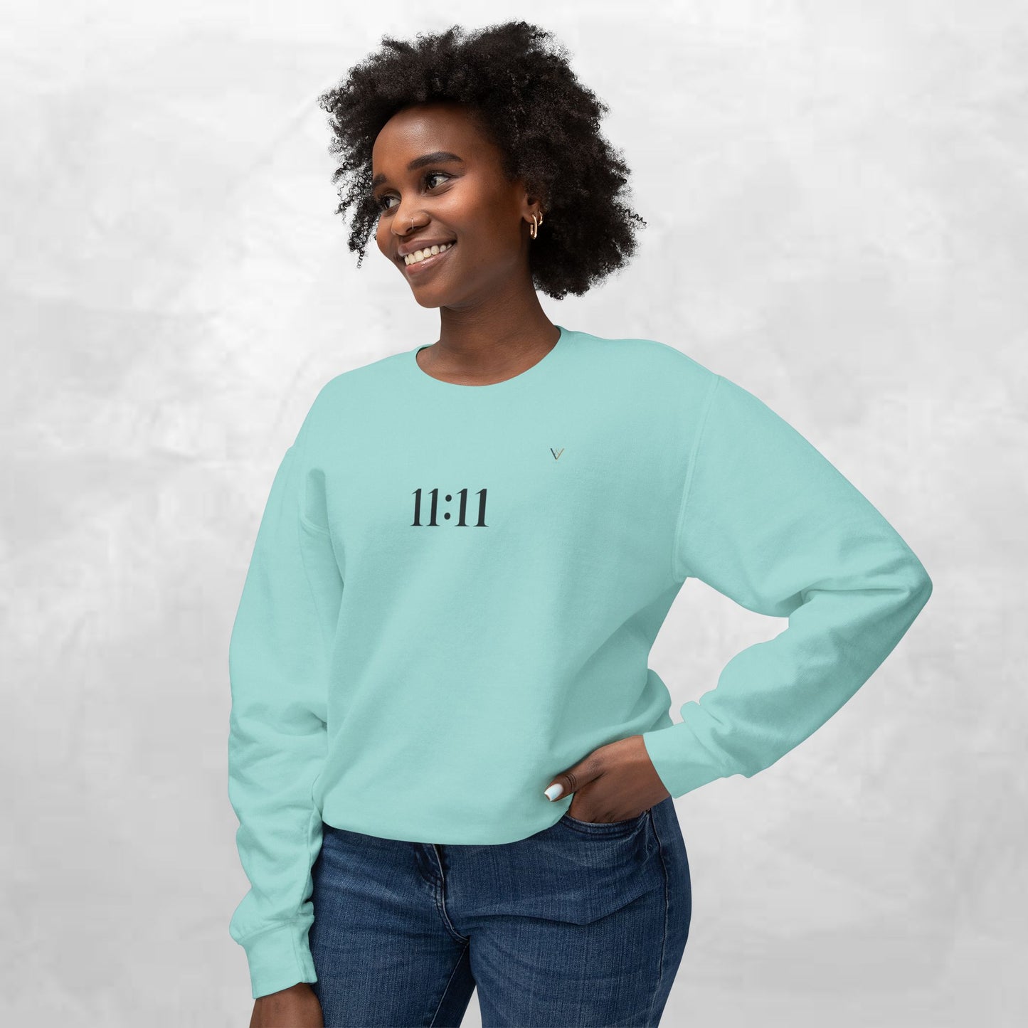 Cool Pigeon Graphic Crewneck Sweatshirt for Trendy Vibes