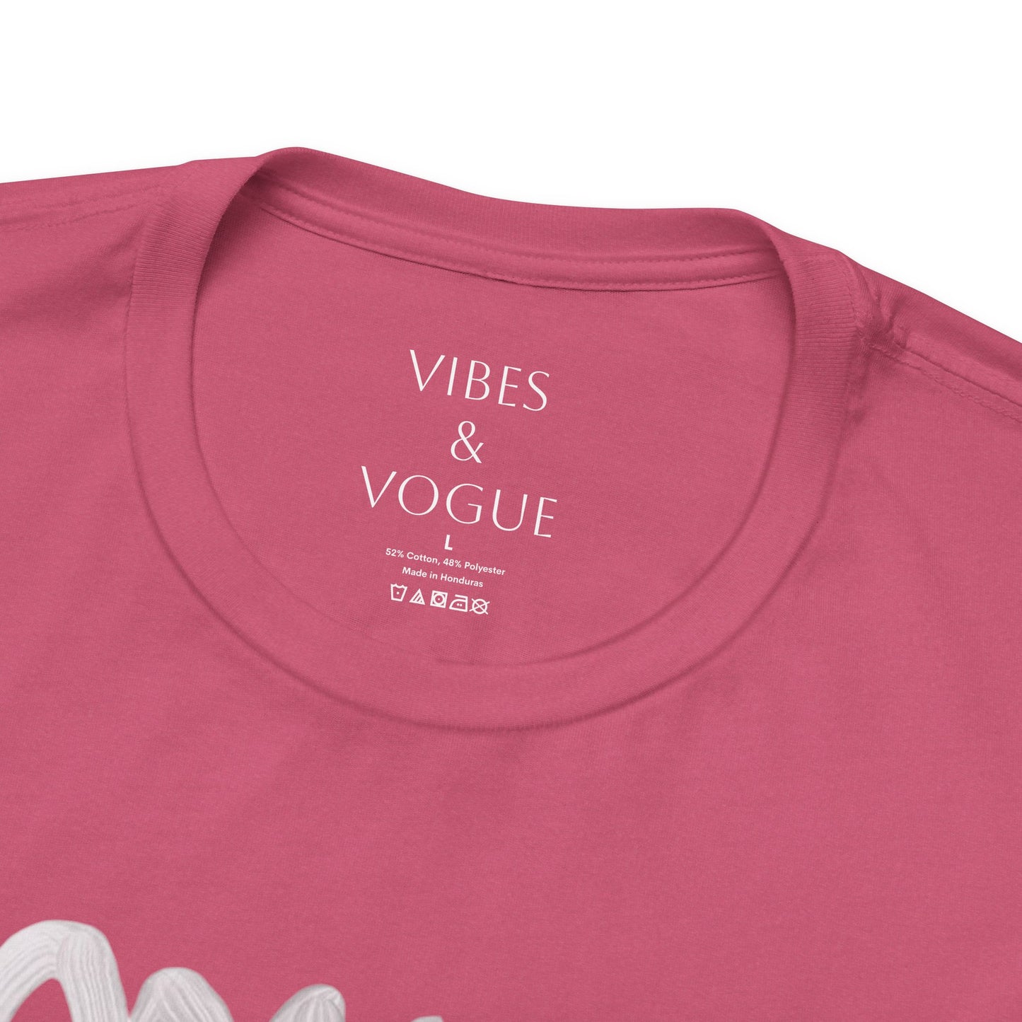 Vibes & Vogue Unisex Short Sleeve Tee - Trendy Graphic Tee for Fashion Lovers