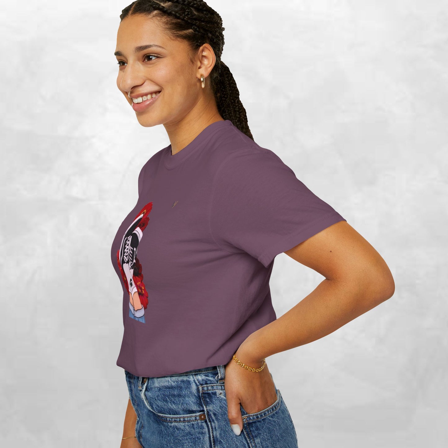 Trendy Graphic Tee with Floral Design, Unisex T-shirt, Streetwear Style, Casual Wear, Perfect for Summer