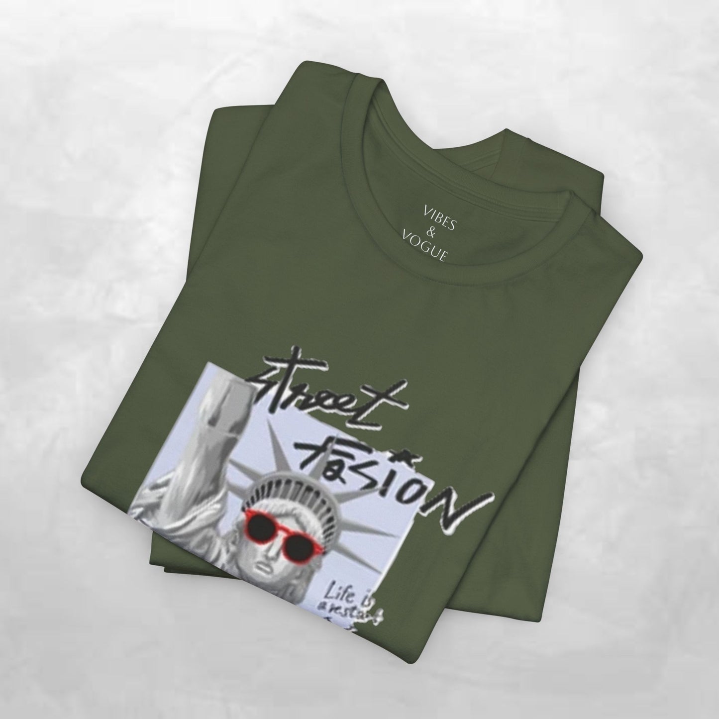 Statue of Liberty Graphic Tee, NYC Pride Shirt, Unisex Casual Wear, Summer Fashion, Unique Gift for Travelers