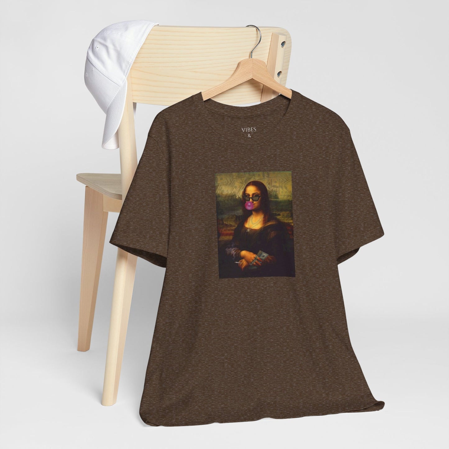 Mona Lisa Fun Tee, Artistic Short Sleeve Tee, Unique Graphic T-Shirt, Trendy Art Shirt, Gift for Art Lovers