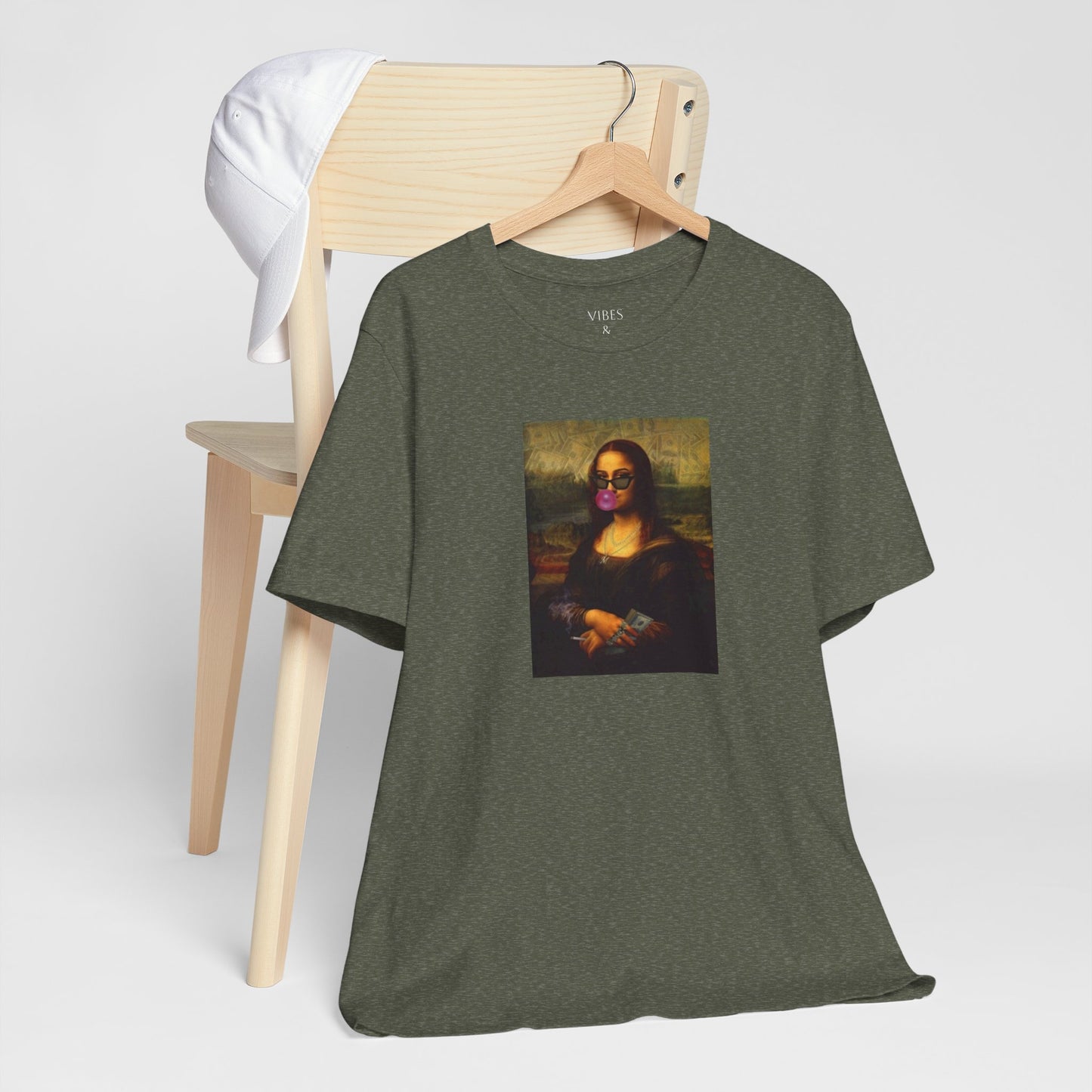 Mona Lisa Fun Tee, Artistic Short Sleeve Tee, Unique Graphic T-Shirt, Trendy Art Shirt, Gift for Art Lovers