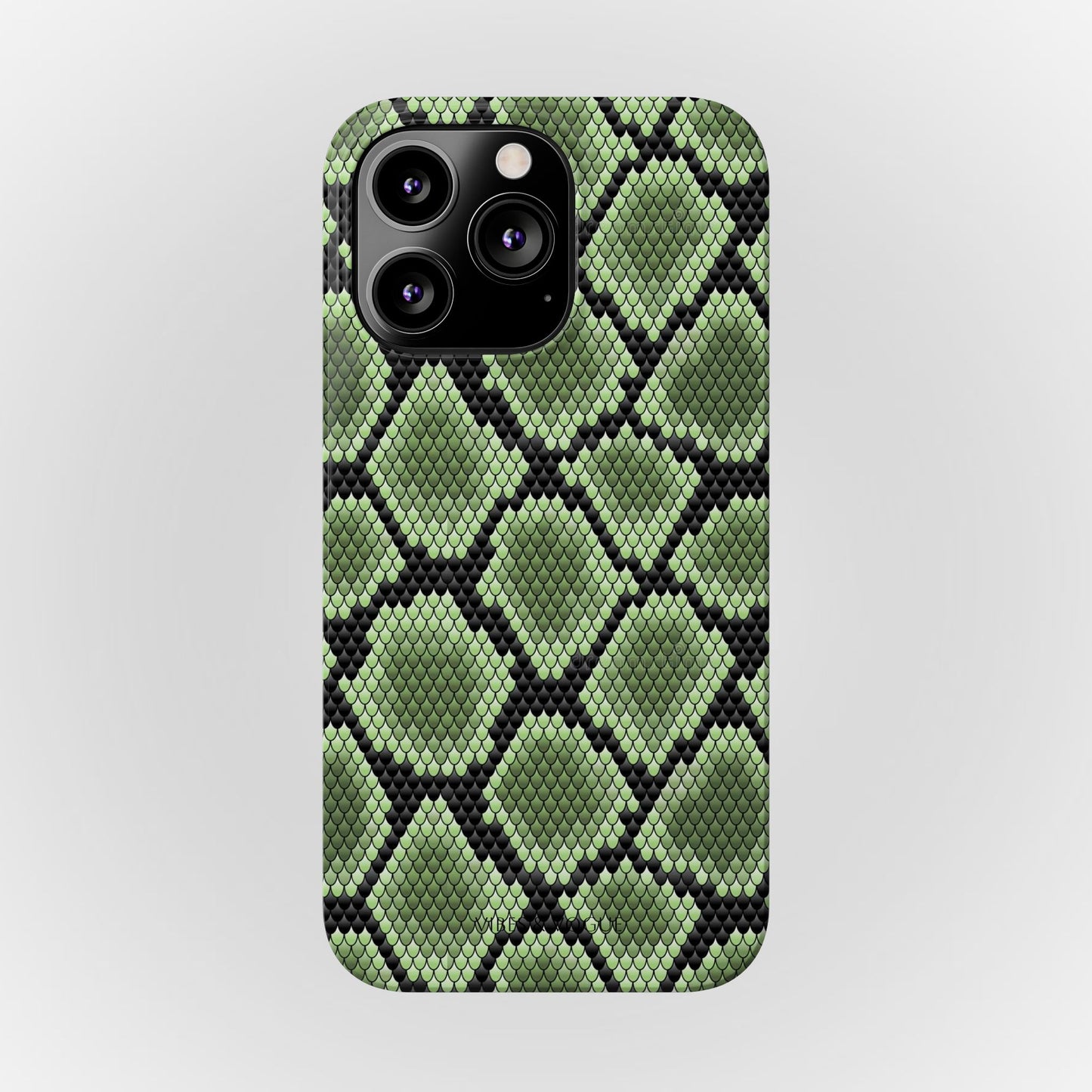 Sleek Green Snake Skin Slim Phone Case - Stylish & Protective for All Occasions