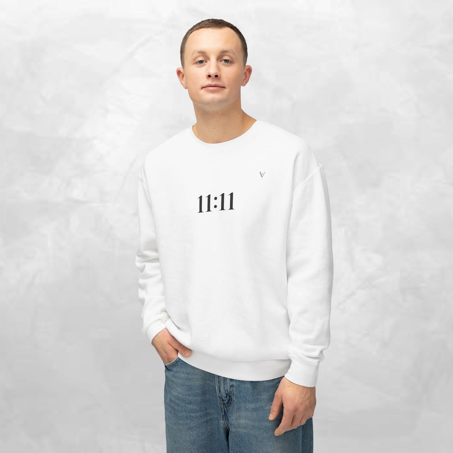 Cool Pigeon Graphic Crewneck Sweatshirt for Trendy Vibes